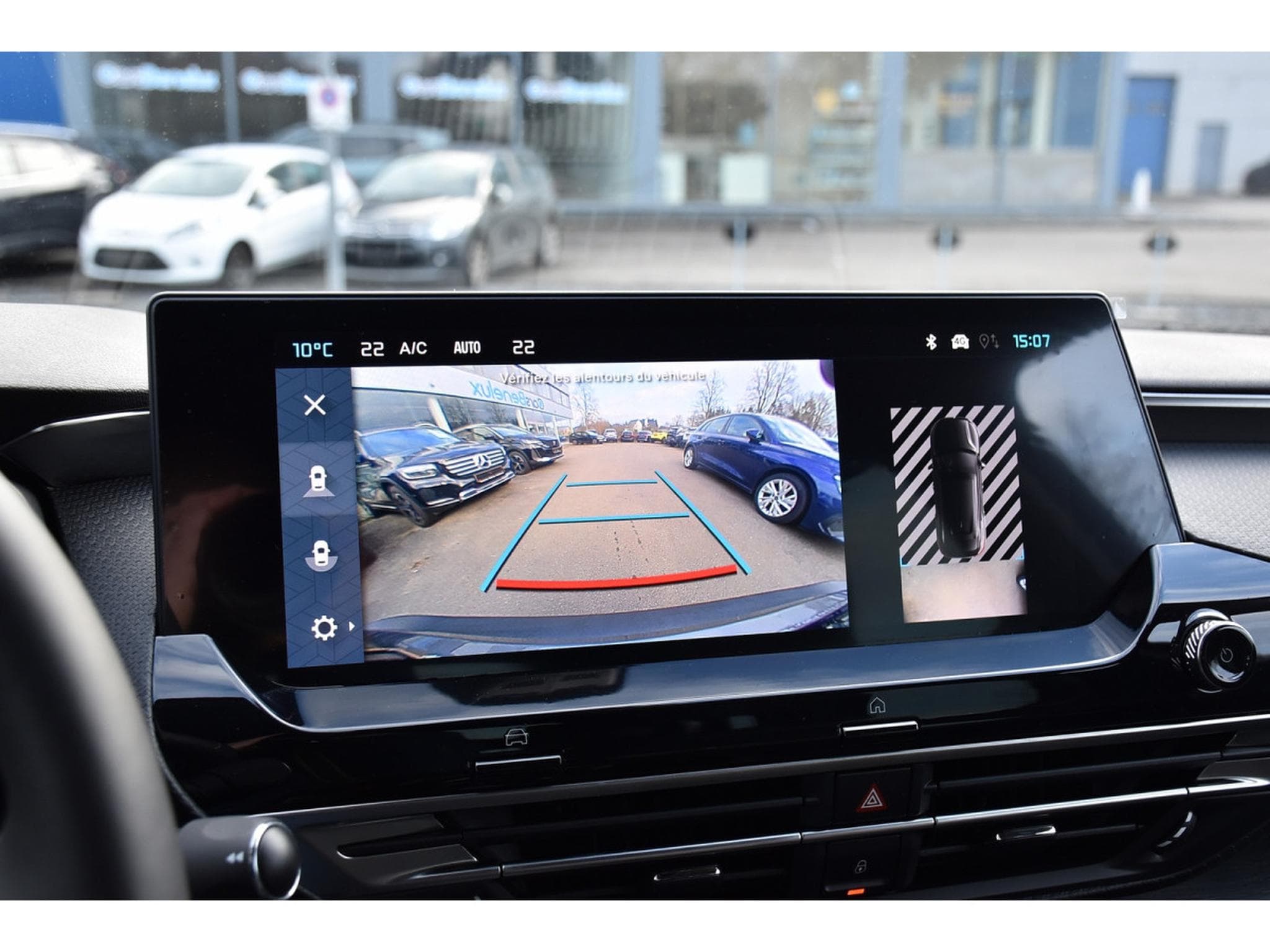 Citroën C5 X 1.2 PureTech PLUS EAT8 CUIR ACC HUD LANE NEUVE (2024) - Photo 17