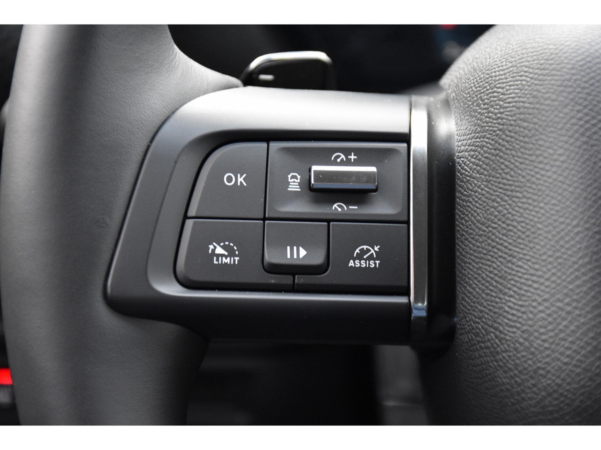 Citroën C5 X 1.2 PureTech PLUS EAT8 CUIR ACC HUD LANE NEUVE (2024) - Photo 22