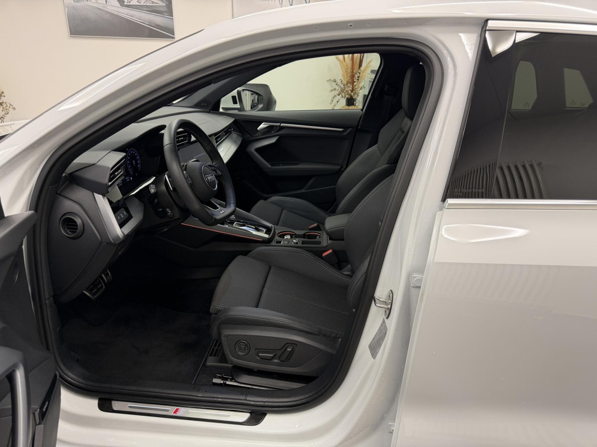 Audi A3 Sportback S line 35 TFSI 150 CV / 110 kW S tronic (2024) - Photo 5