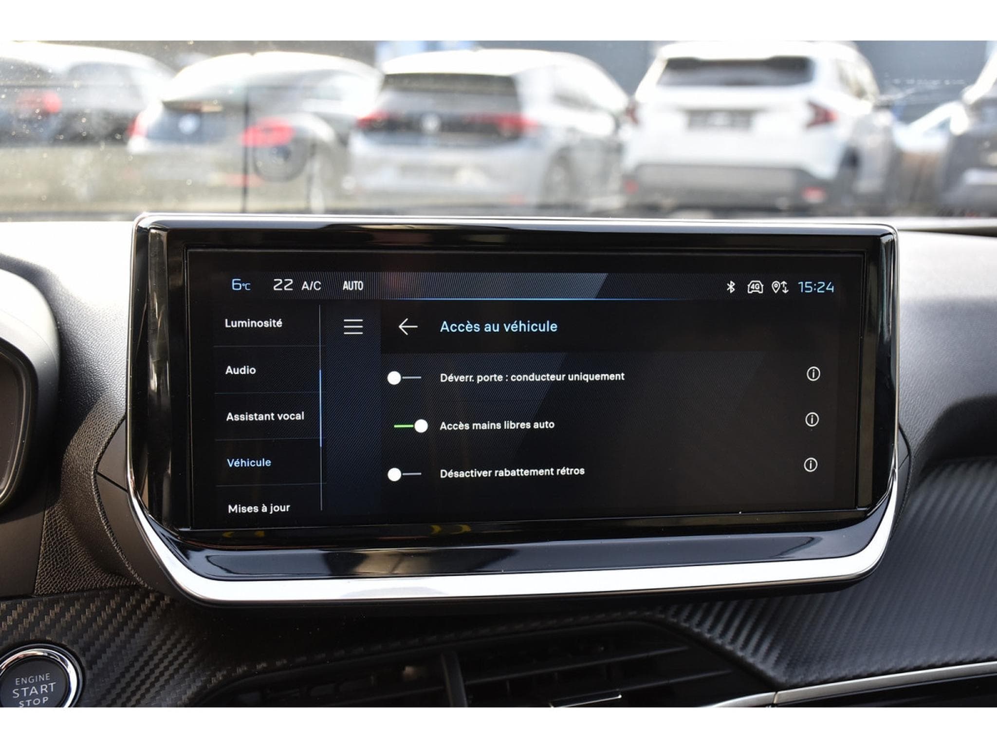 Peugeot 2008 1.2 PureTech Allure ACC GPS LANE SIDE REGUL CAM 360 1° MAIN (2025) - Foto 17