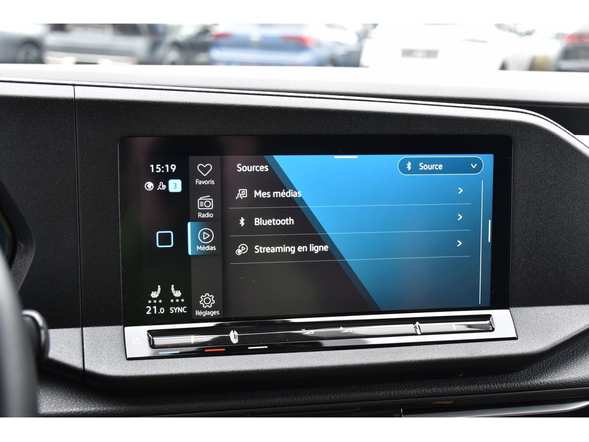 VW Caddy 2.0 TDI Pan Americana PANO ACC LANE GPS ATT RMQ 1° MAIN (2022) - Photo 11