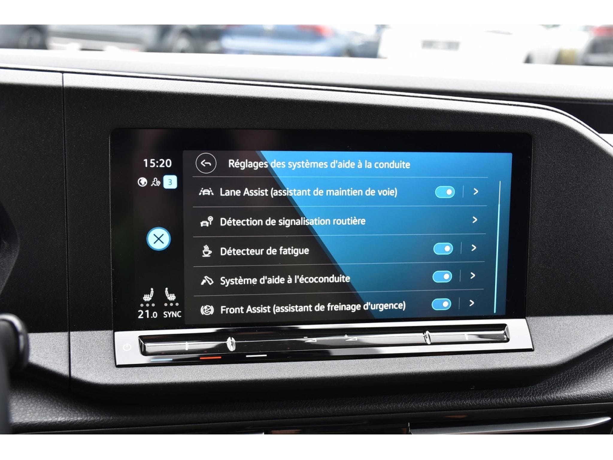 VW Caddy 2.0 TDI Pan Americana PANO ACC LANE GPS ATT RMQ 1° MAIN (2022) - Photo 15