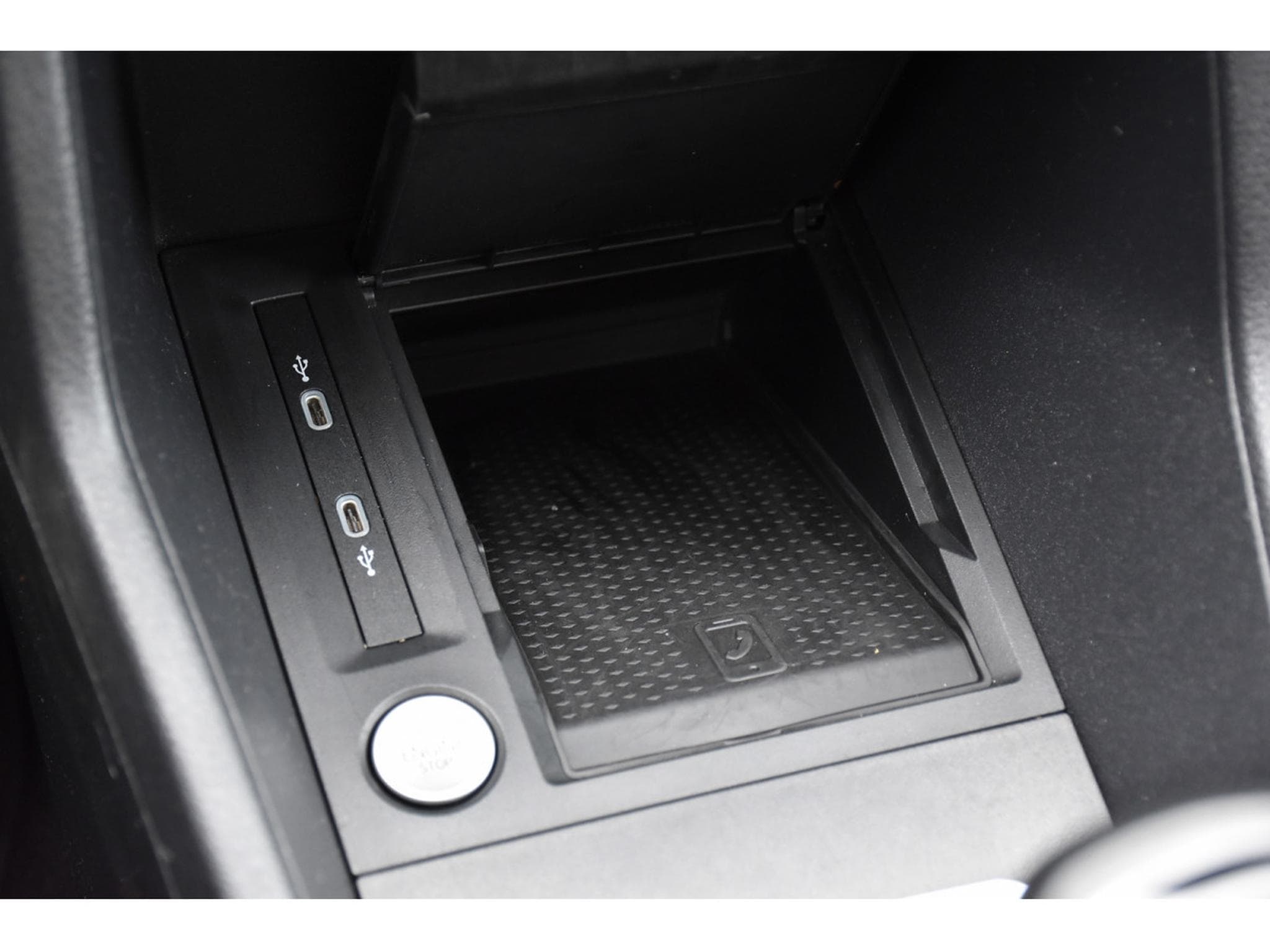 VW Caddy 2.0 TDI Pan Americana PANO ACC LANE GPS ATT RMQ 1° MAIN (2022) - Photo 19