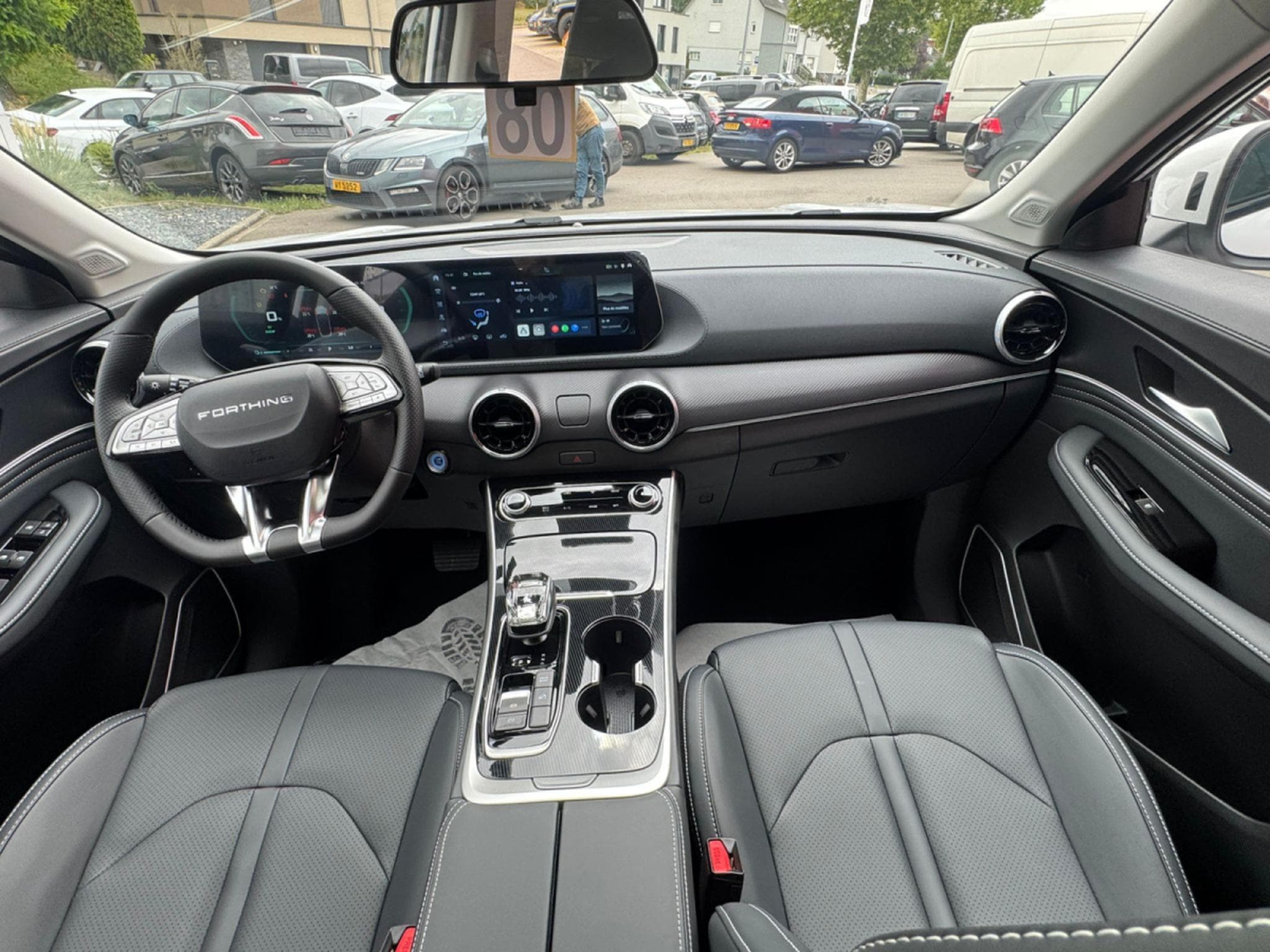 Forthing T5 EVO FRIDAY HEV 1.5 FULL HYBRID (2026) - Foto 8