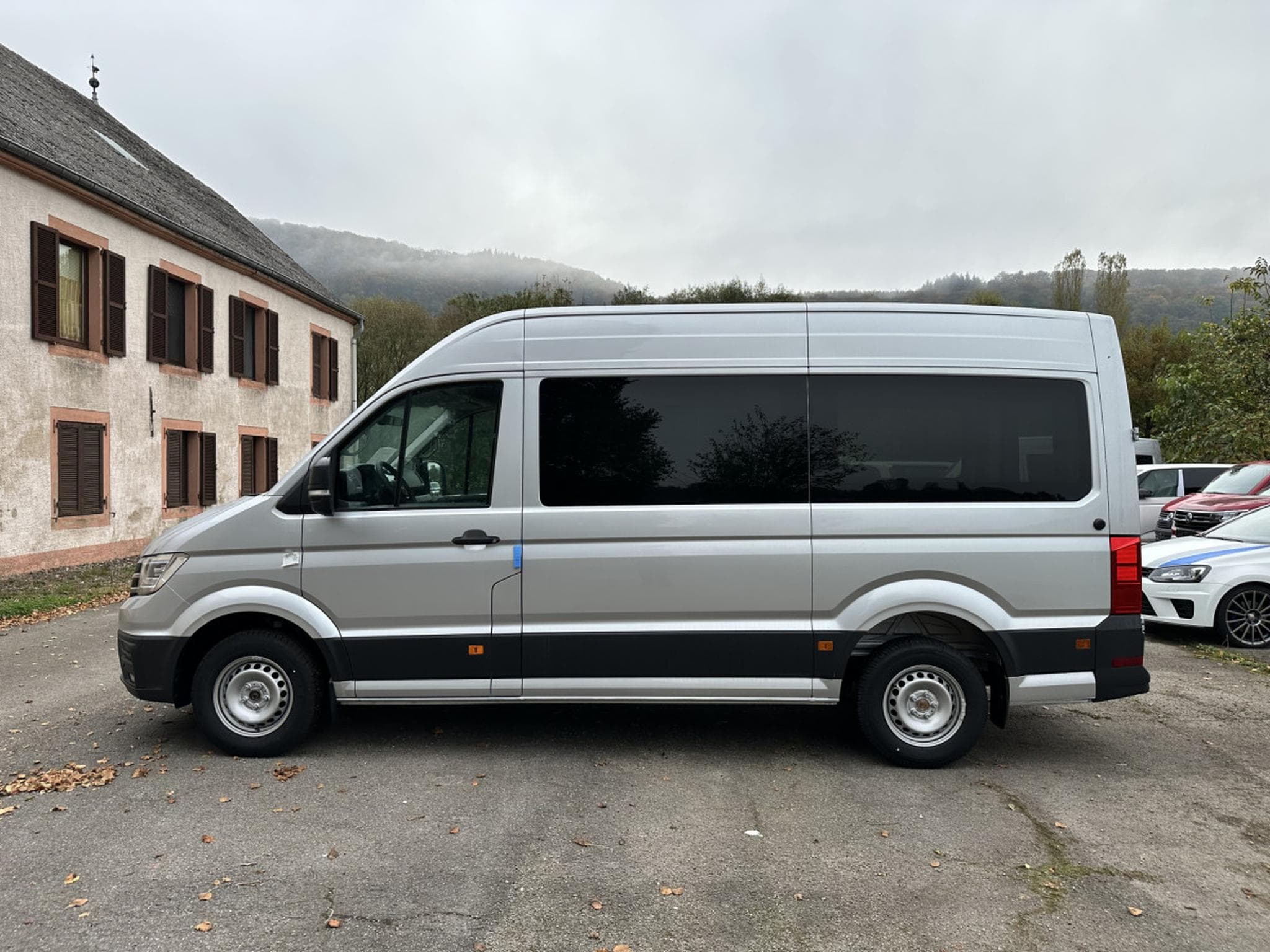 VW Crafter 35 Fourgon Trendline Toit surélévé 2.0 TDI 177cv / 130kW TDI (2025) - Foto 2