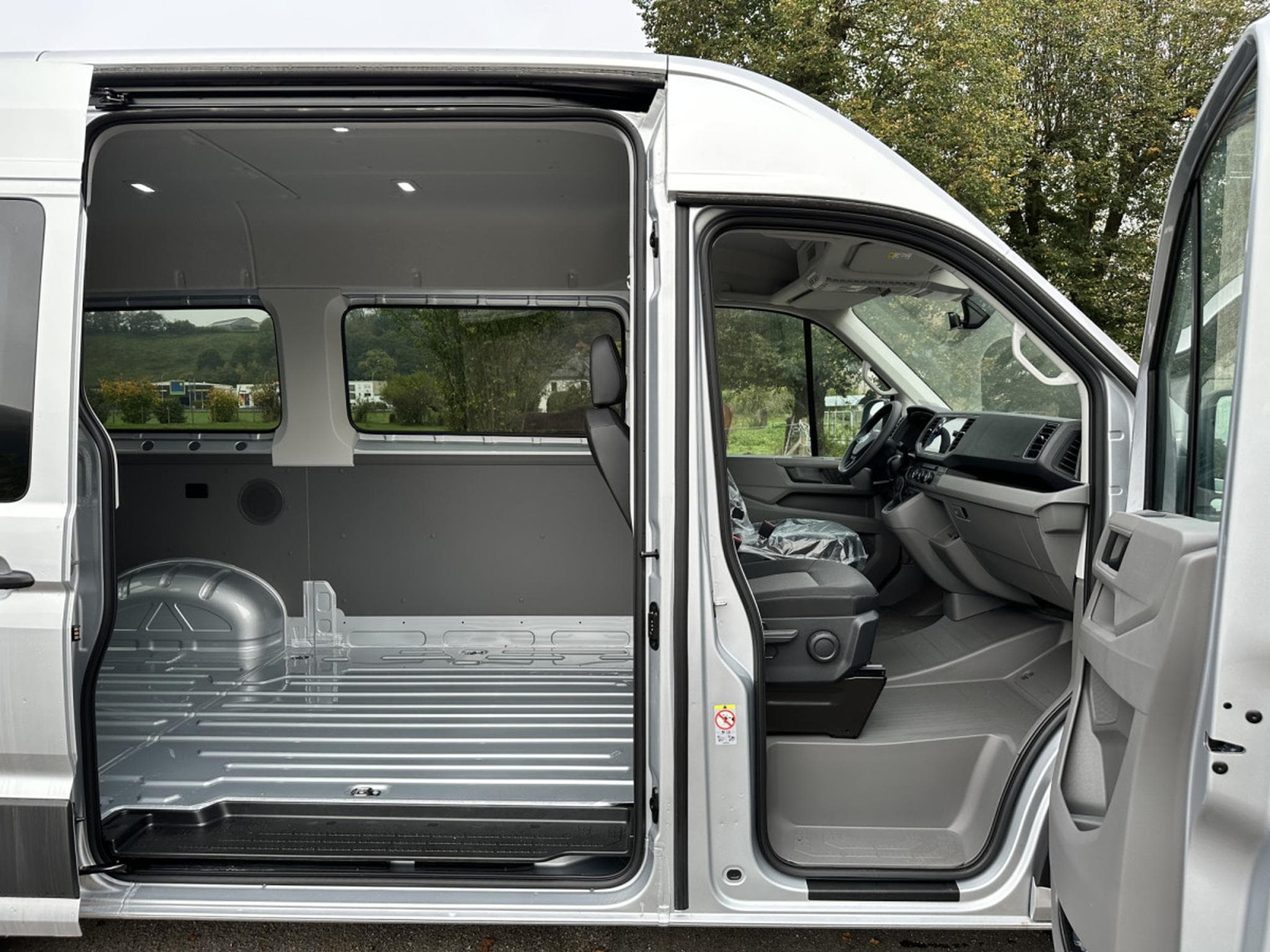 VW Crafter 35 Fourgon Trendline Toit surélévé 2.0 TDI 177cv / 130kW TDI (2025) - Foto 5