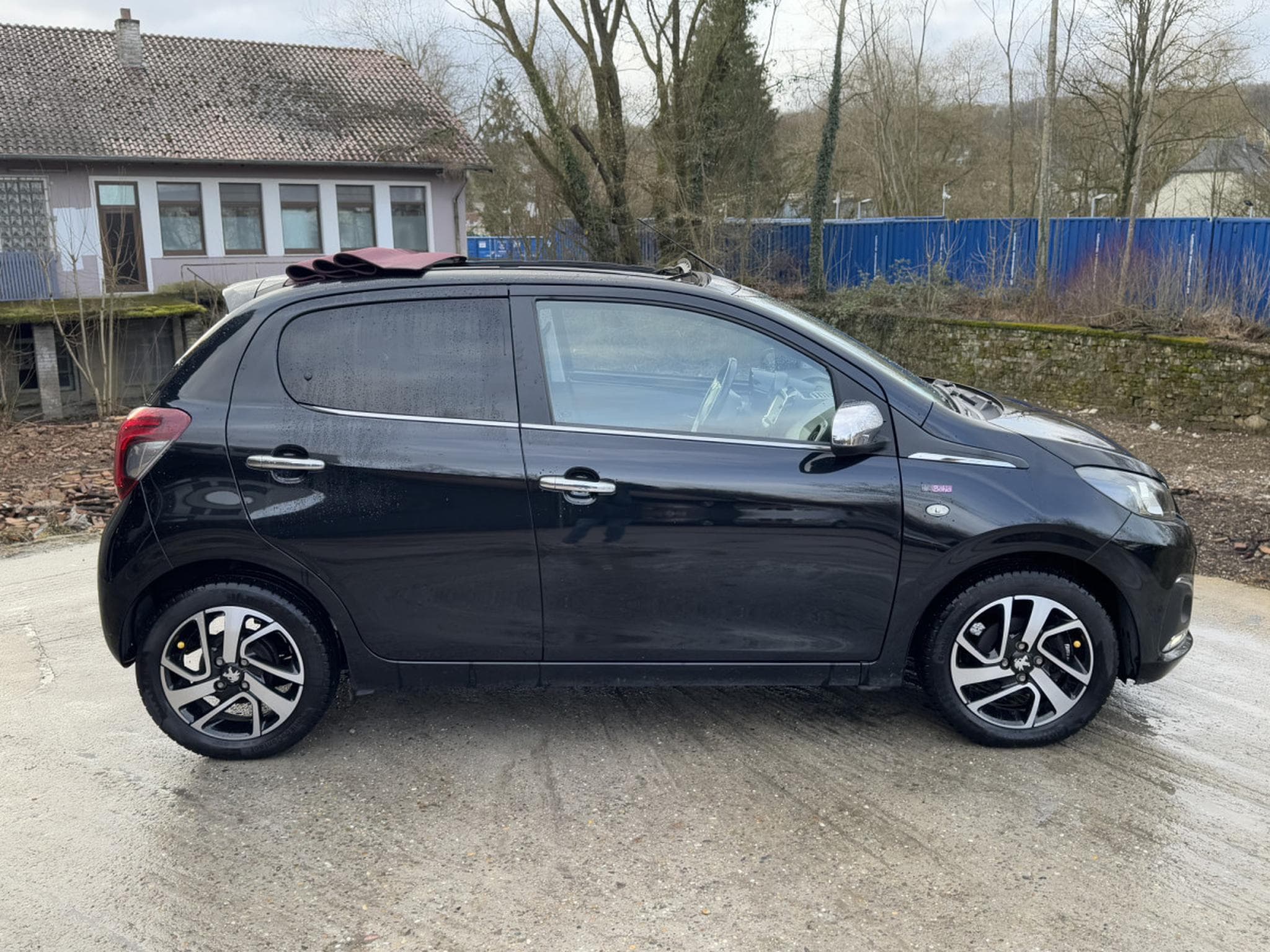 Peugeot 108 1.2I 82CV BAHIA CABRIOLET (2015) - Foto 11