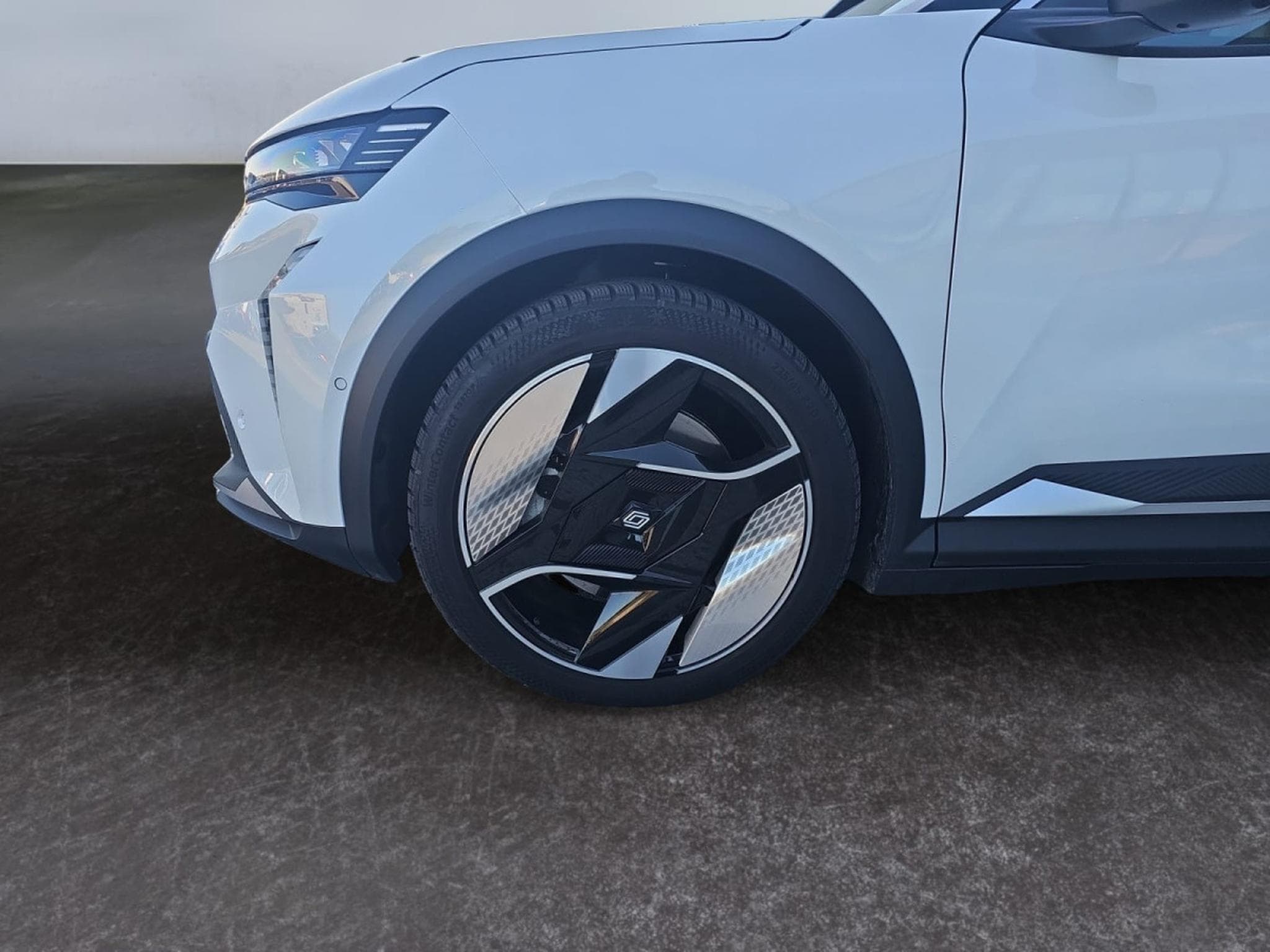 Renault Scenic ICONIC 220 LONG RANGE (2024) - Photo 4