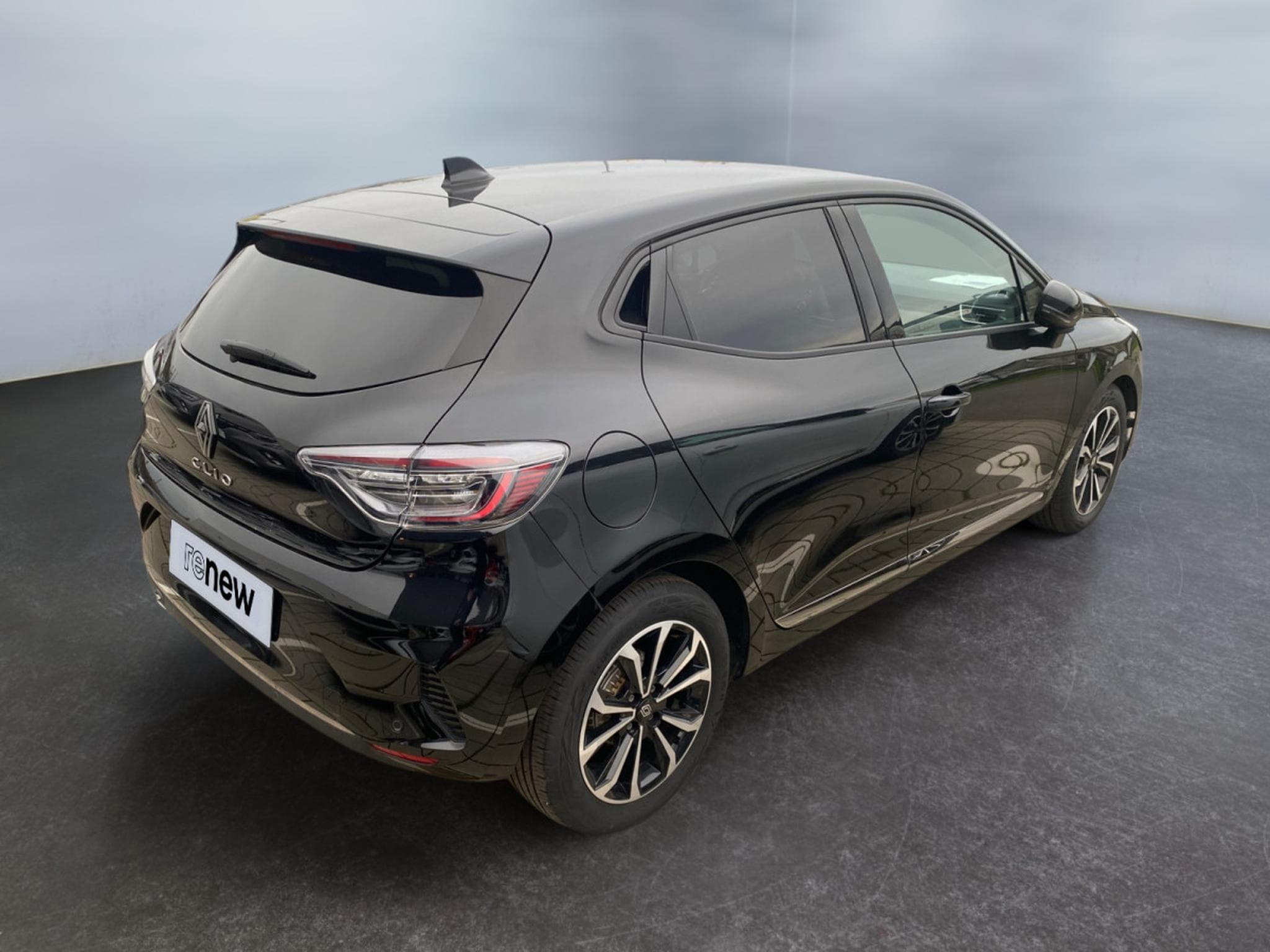 Renault Clio 1.0 Tce Techno (2024) - Photo 3