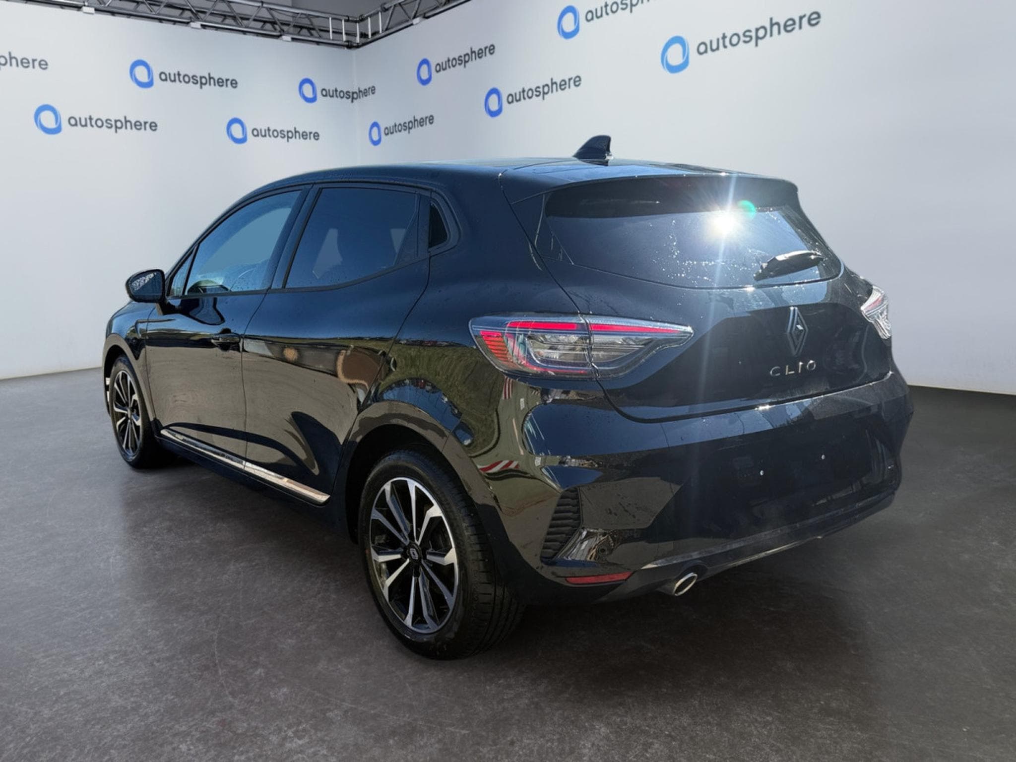 Renault Clio 1.0 Tce Techno (2024) - Photo 6