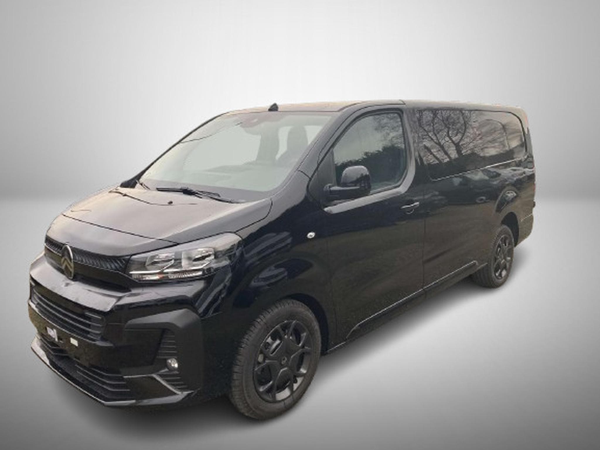 Citroën Jumpy 2.0 BlueHDI EAT8 180 XL Double Cabine Confort (2025) - Foto 2