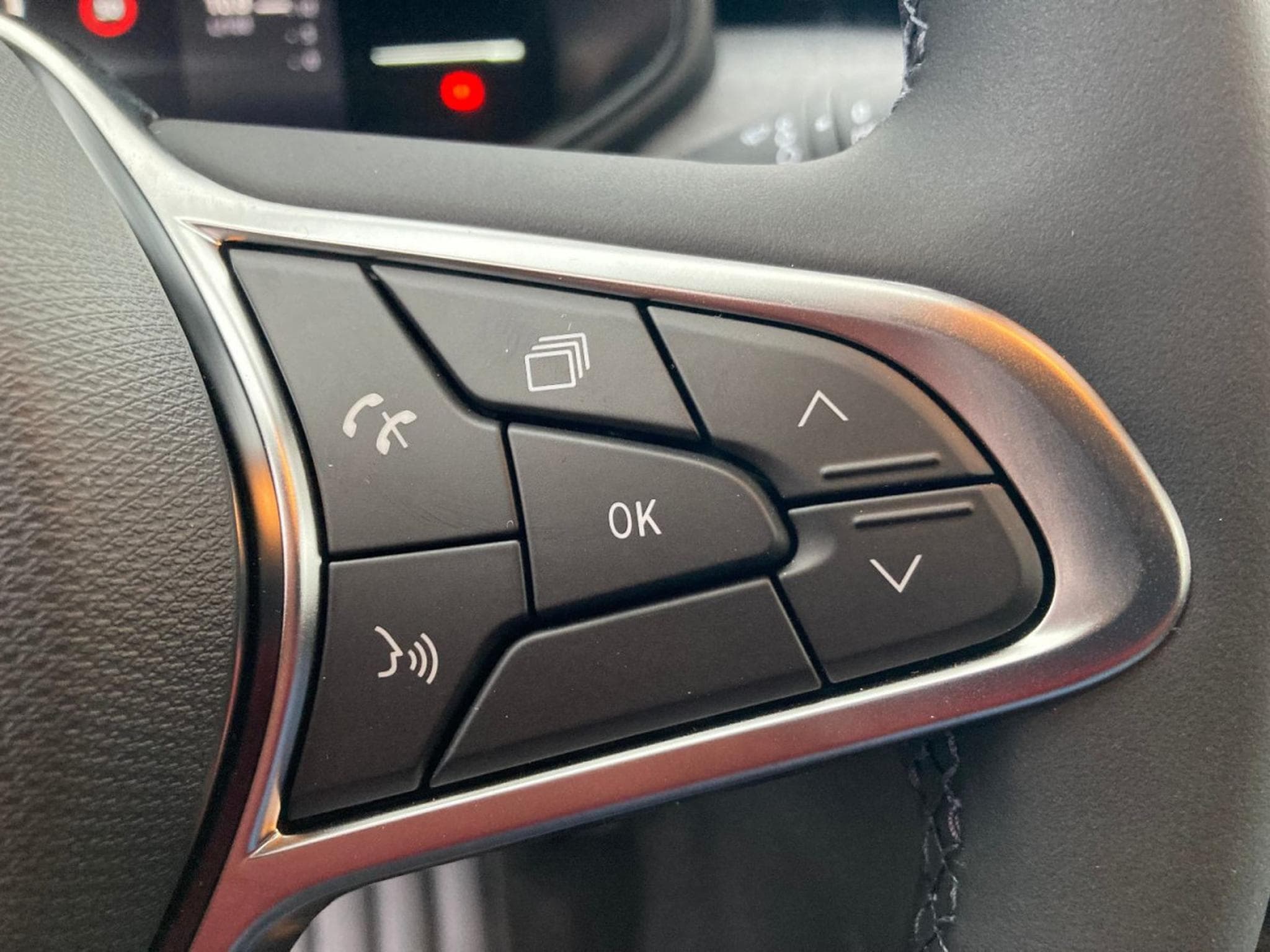 Renault Clio 1.5 dCi 101 Evolution (2025) - Foto 16