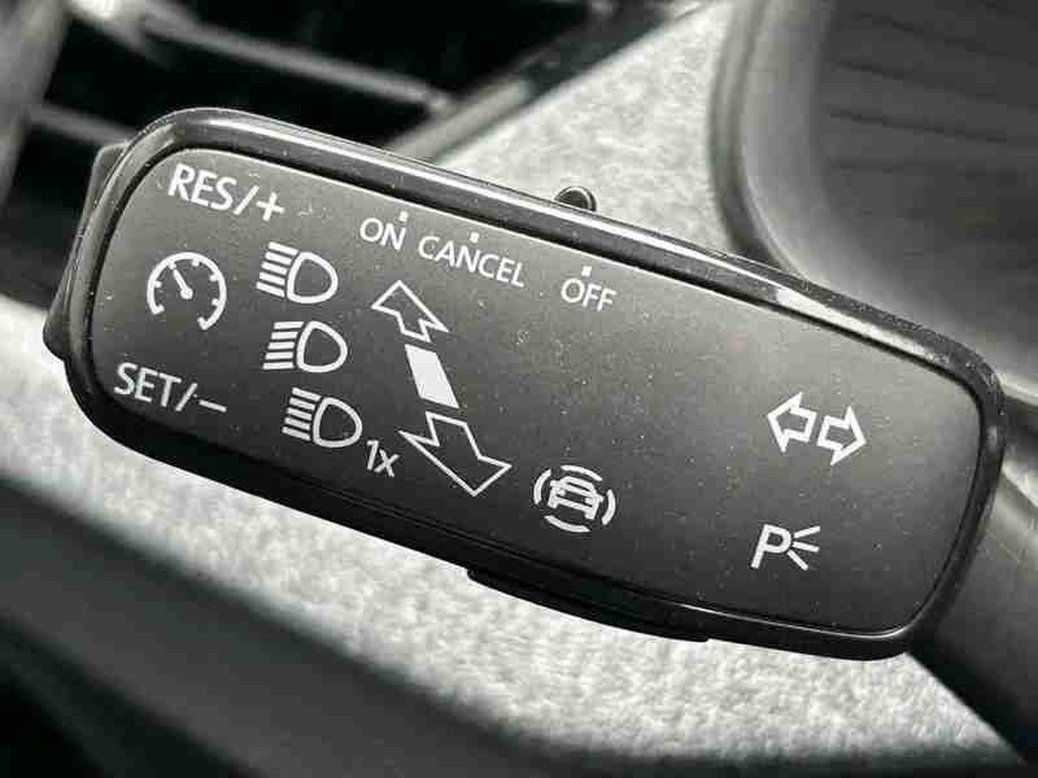 Skoda Kamiq 1.0 TSi 115 DSG SELECTION (2025) - Photo 16