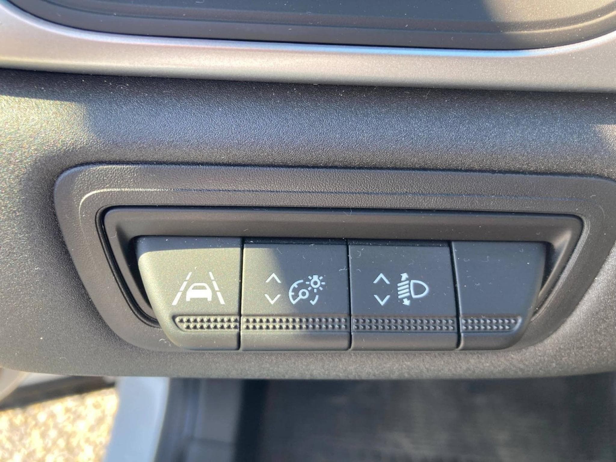 Renault Captur 1.0 TCe 90 Evolution (2025) - Photo 11