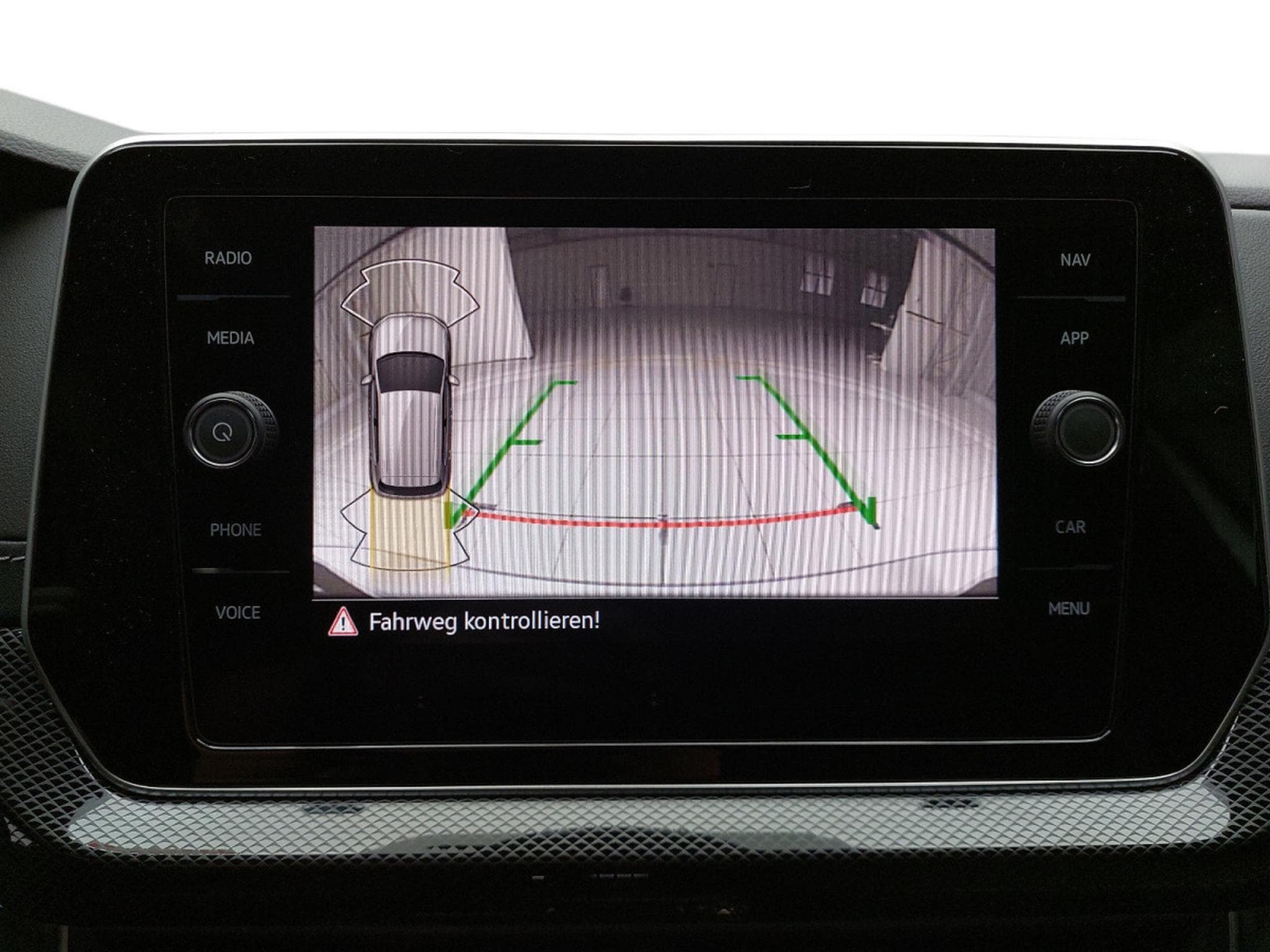 VW T-Cross 1.0 TSi 115 DSG R-Line (2025) - Photo 9