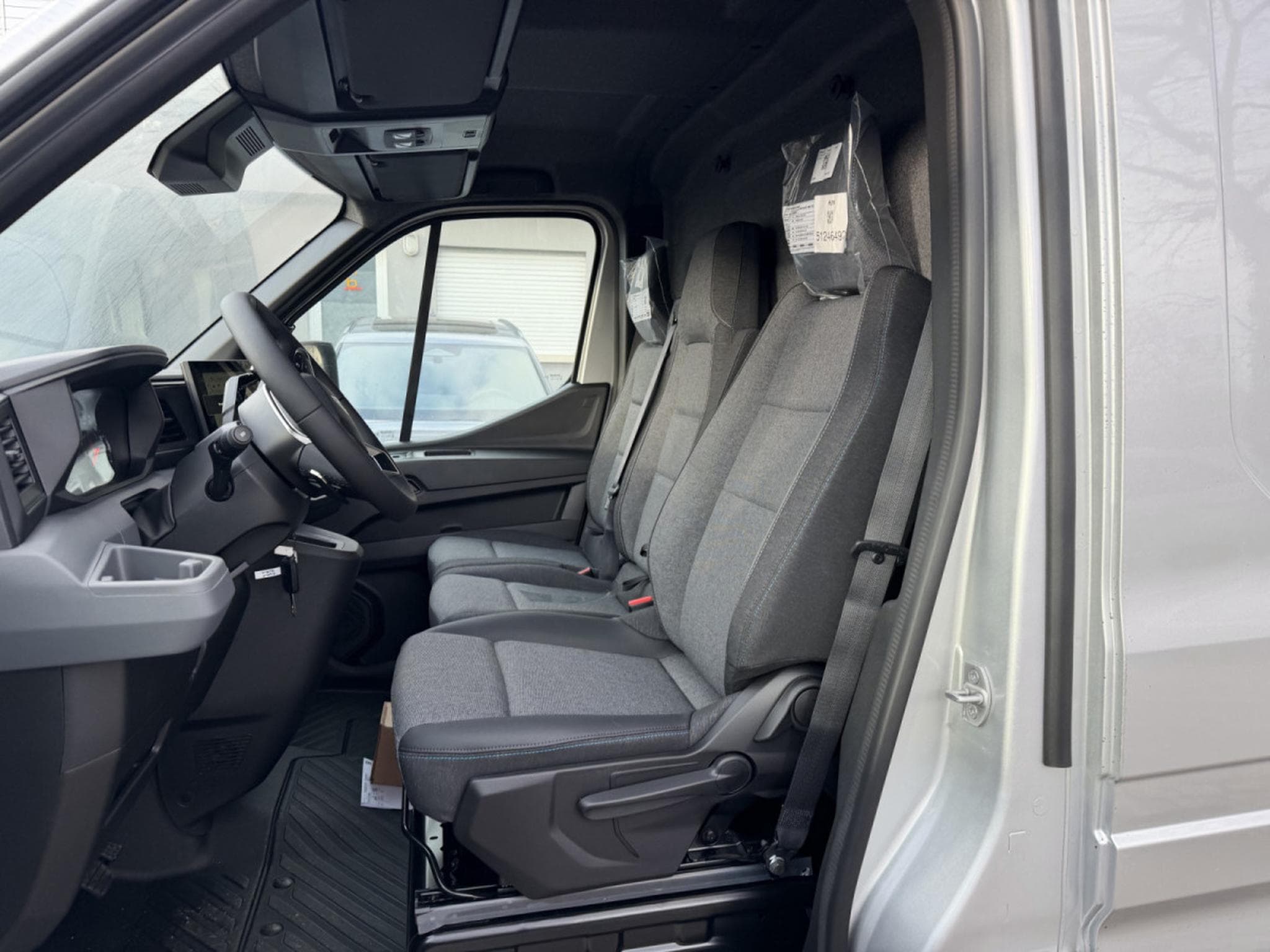 Renault Master 2.0 dCi 170 BVA9 L2H2 Extra (2025) - Foto 10