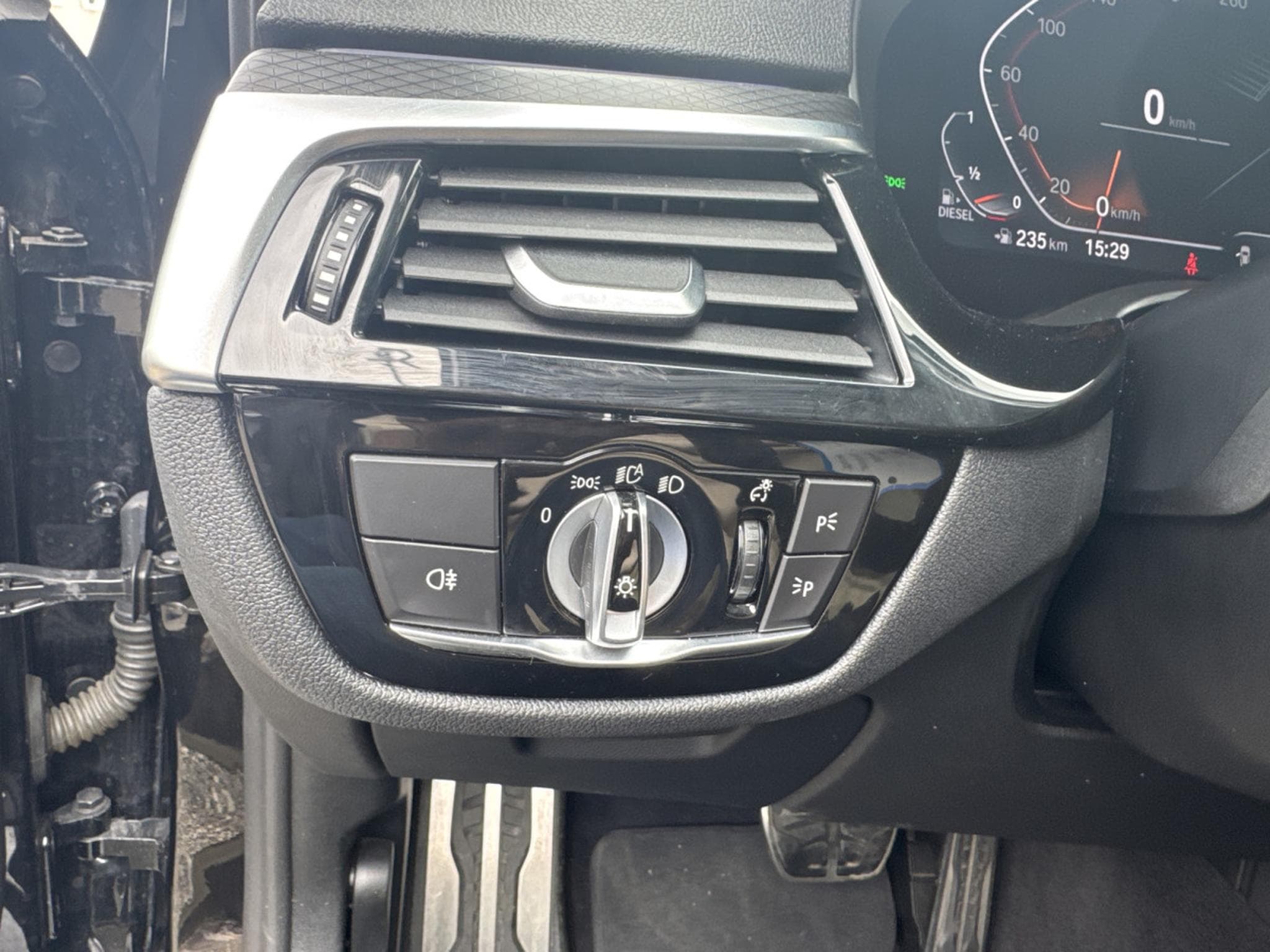 BMW 520 DA PACK M 190CV (2021) - Photo 13