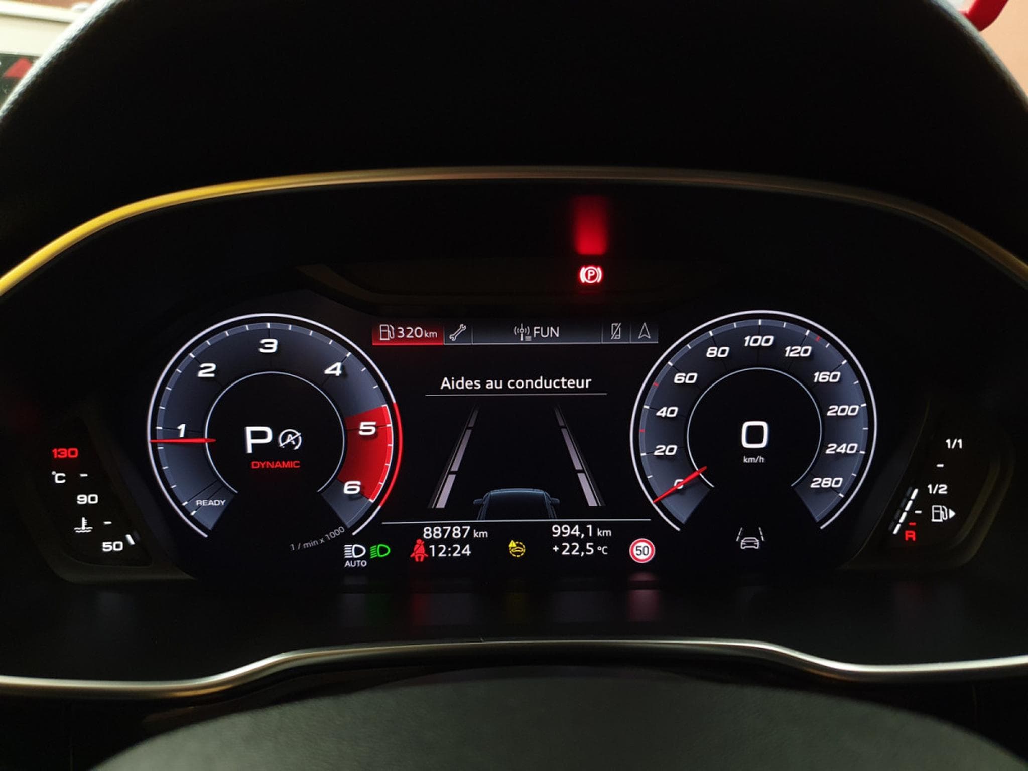 Audi Q3 35 TDI 150CV S-TRONIC (2021) - Photo 11