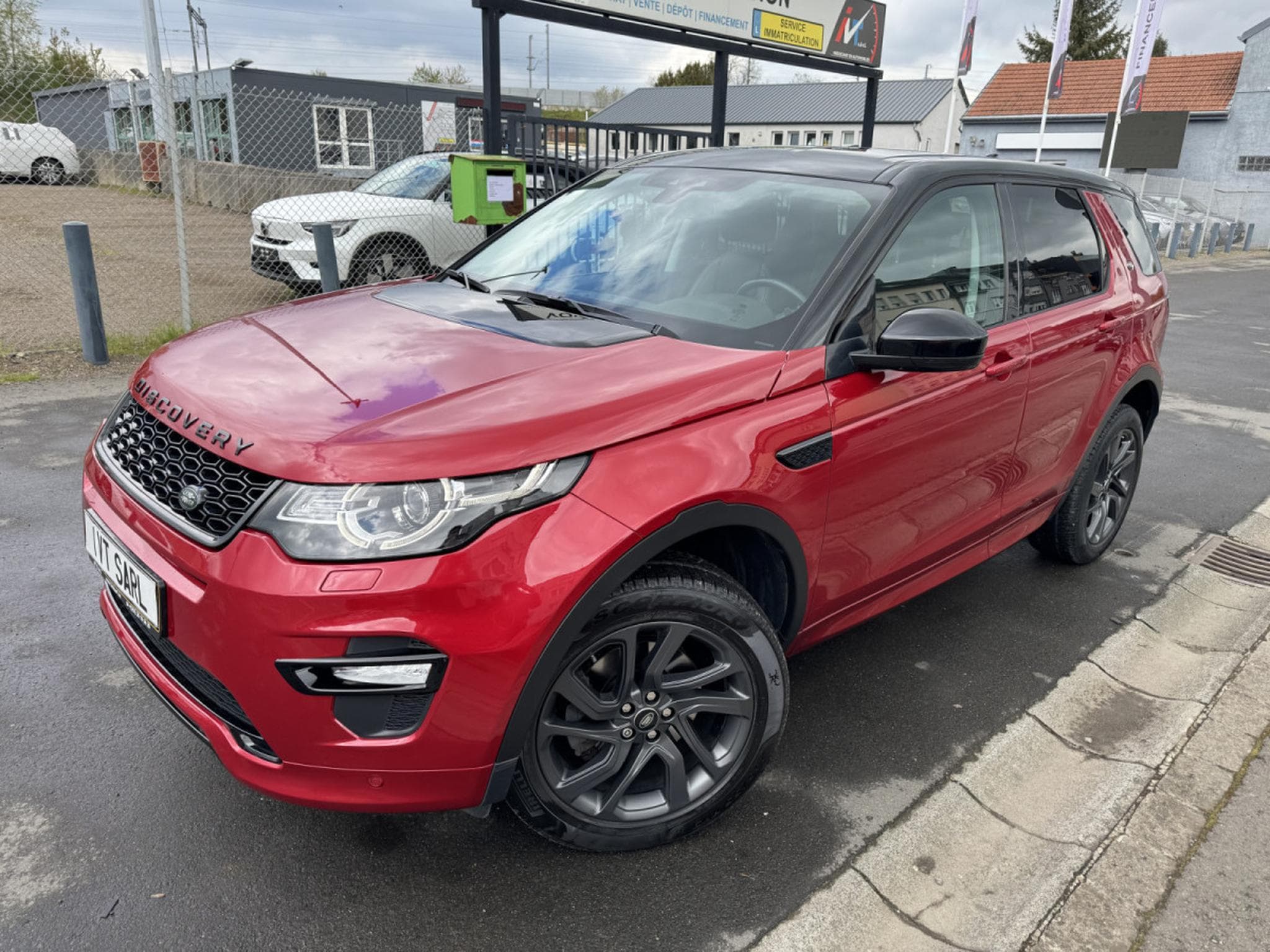 Land-Rover Discovery Sport 2.0 TD4 AWD 180 AUTO (2016) - Foto 6