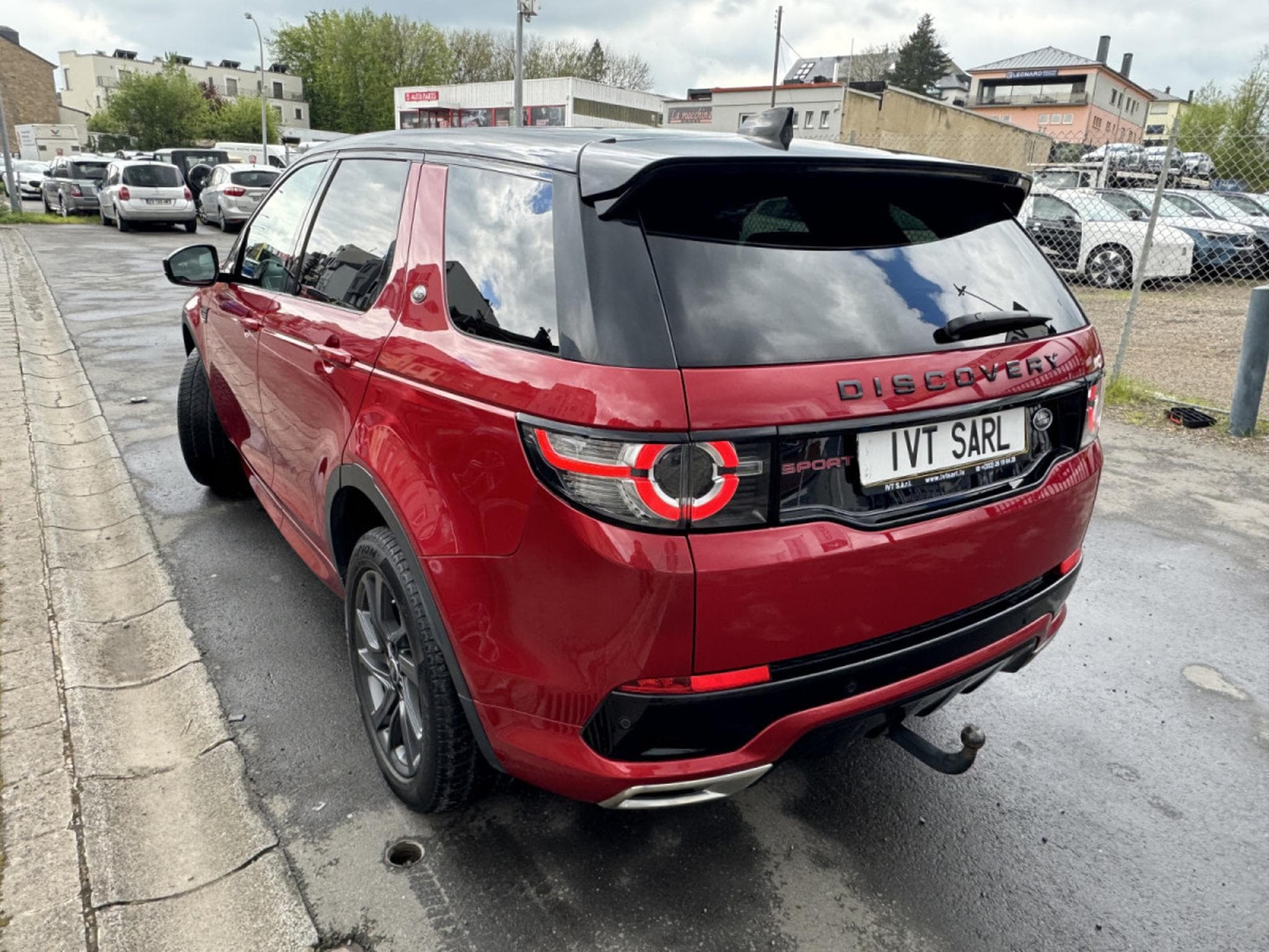 Land-Rover Discovery Sport 2.0 TD4 AWD 180 AUTO (2016) - Foto 8