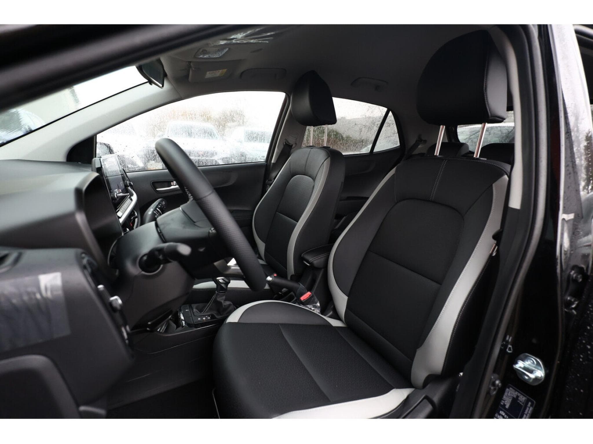 Kia Picanto 1.2 79 Auto GT-Line (2025) - Photo 7