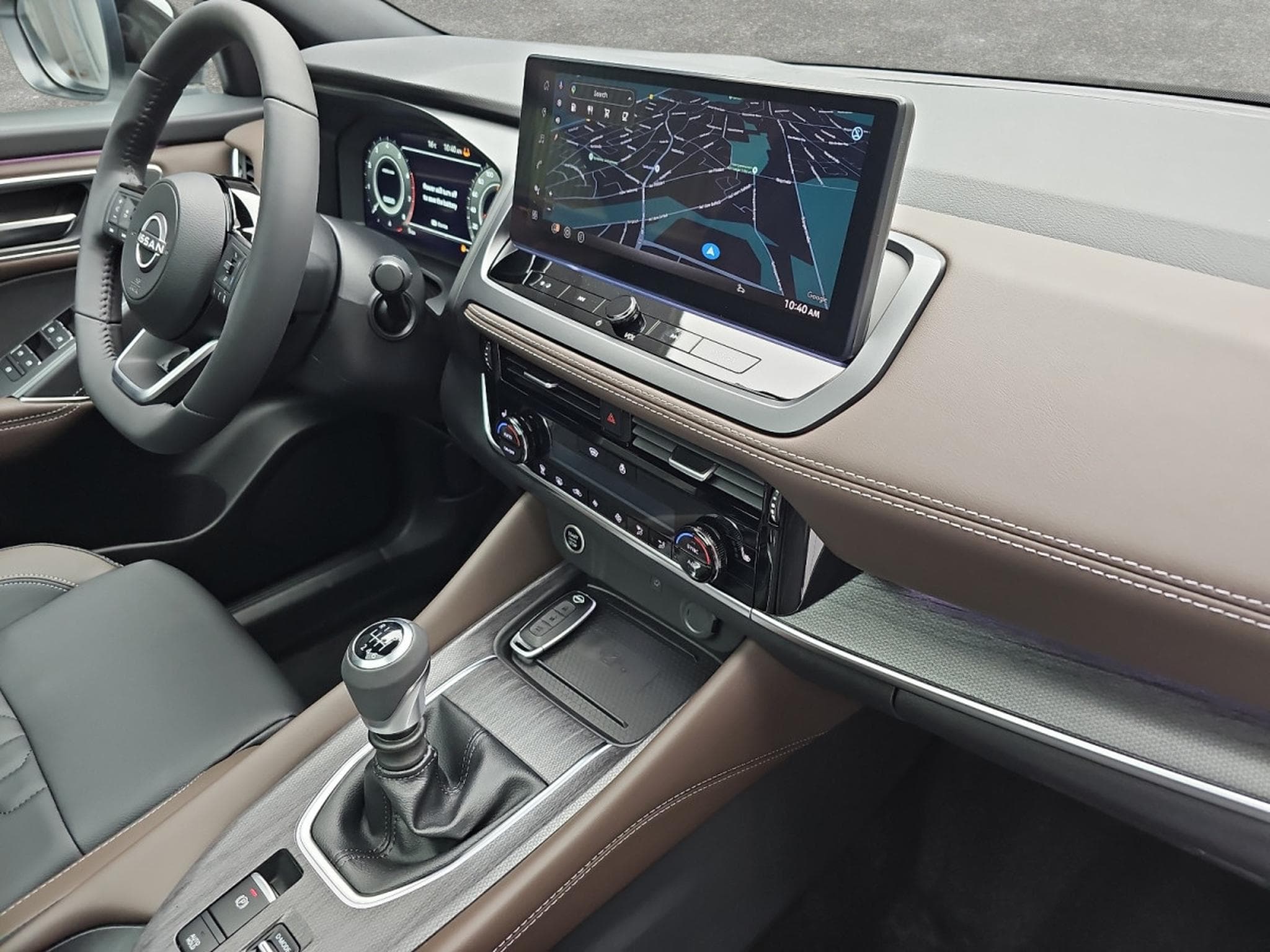 Nissan Qashqai 1.3 DIG-T MHEV 158 Tekna (2025) - Foto 15