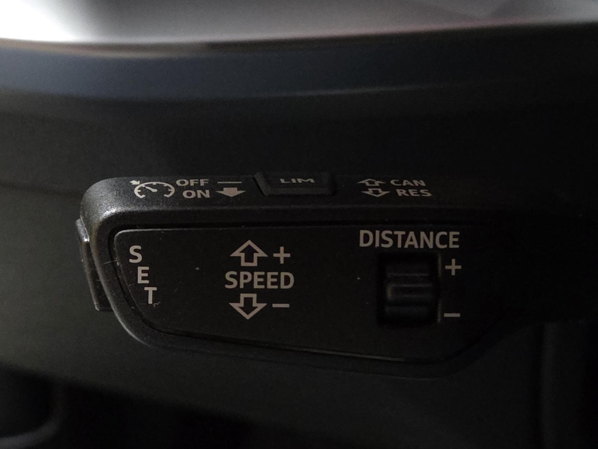 Audi A3 BERLINE TDI 150CV ATTRACTION (2024) - Photo 11