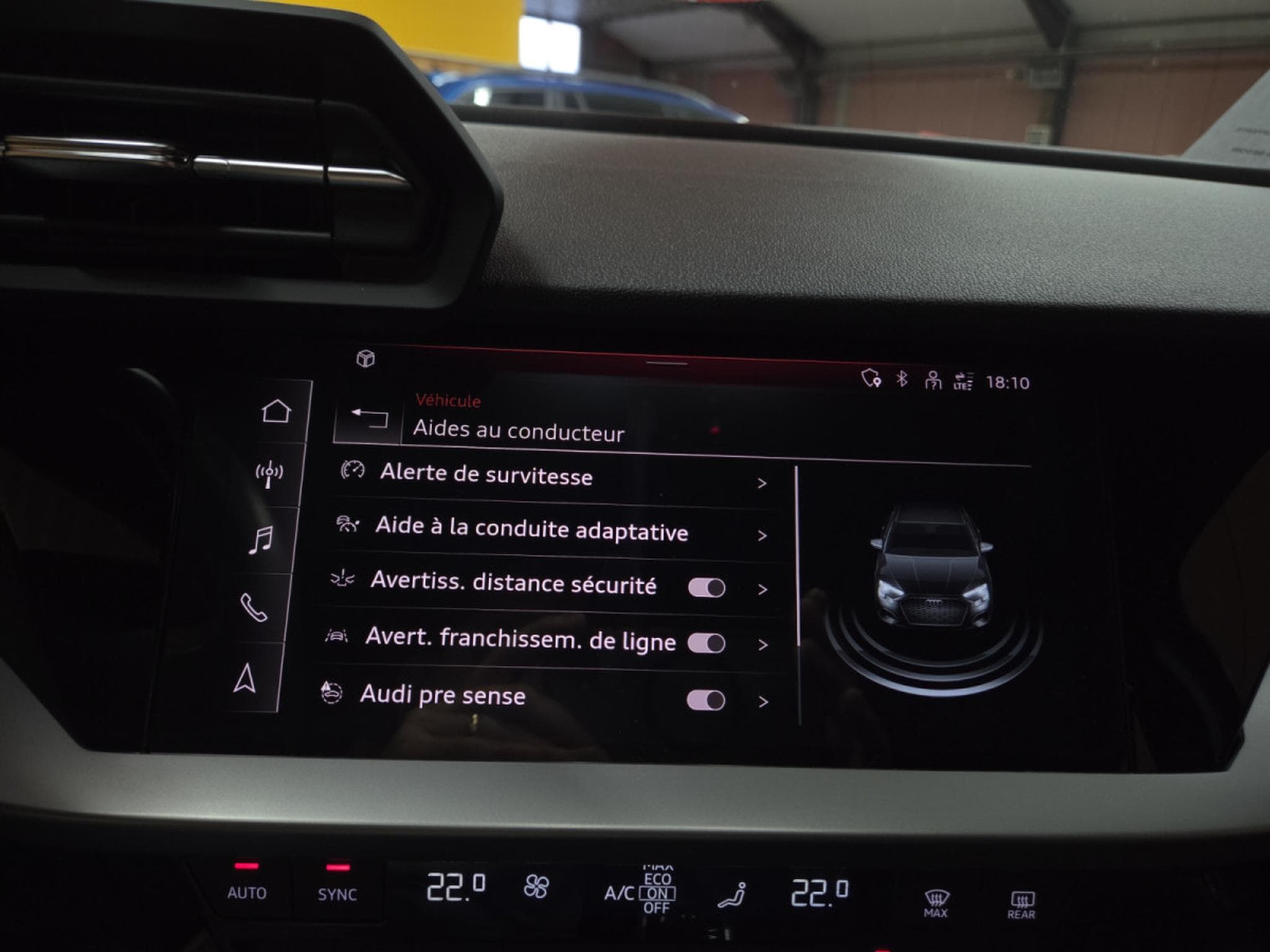 Audi A3 BERLINE TDI 150CV ATTRACTION (2024) - Photo 16