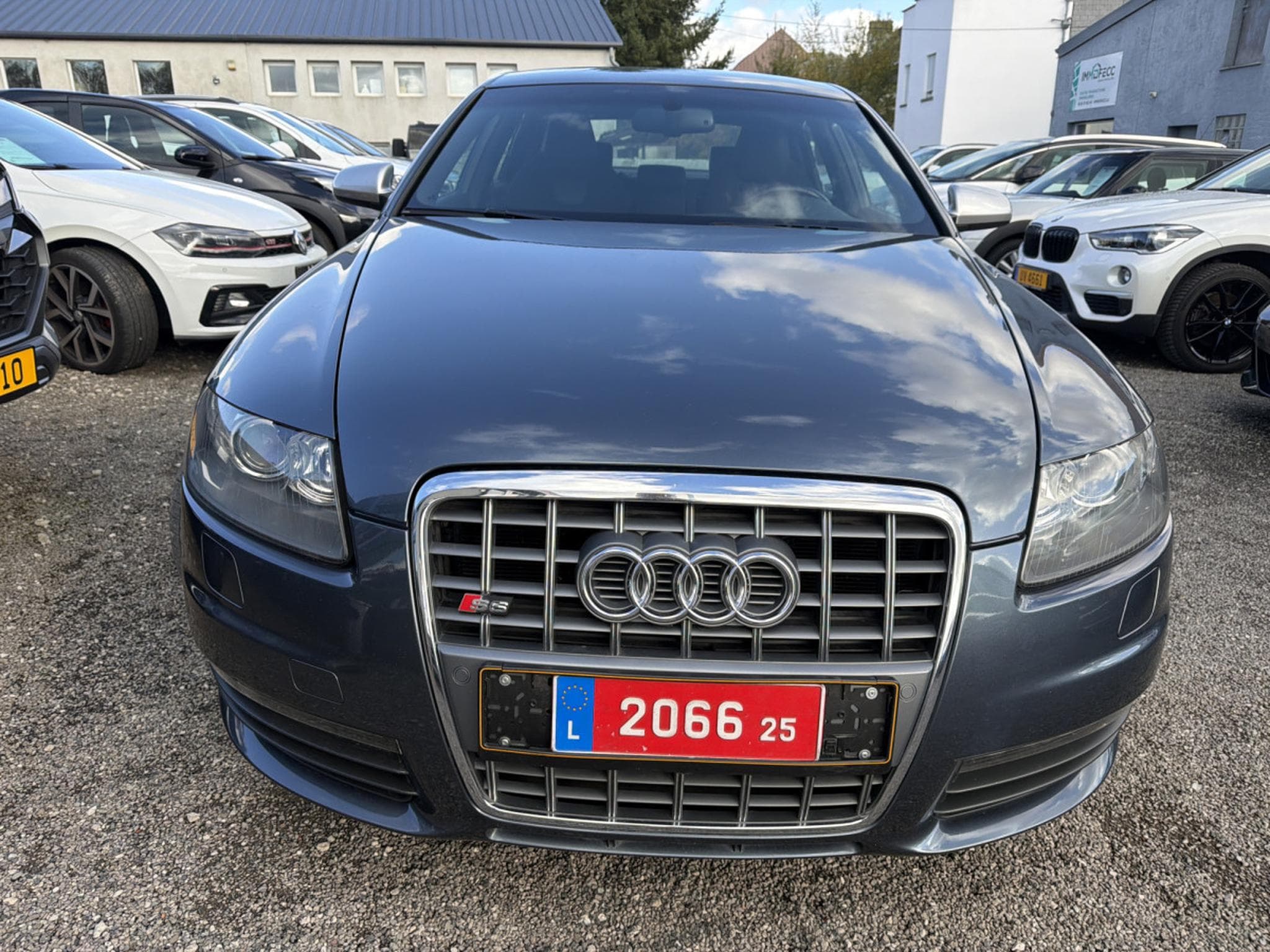 Audi S6 V10 5.2 FSI AUTO QUATTRO (2006) - Foto 2