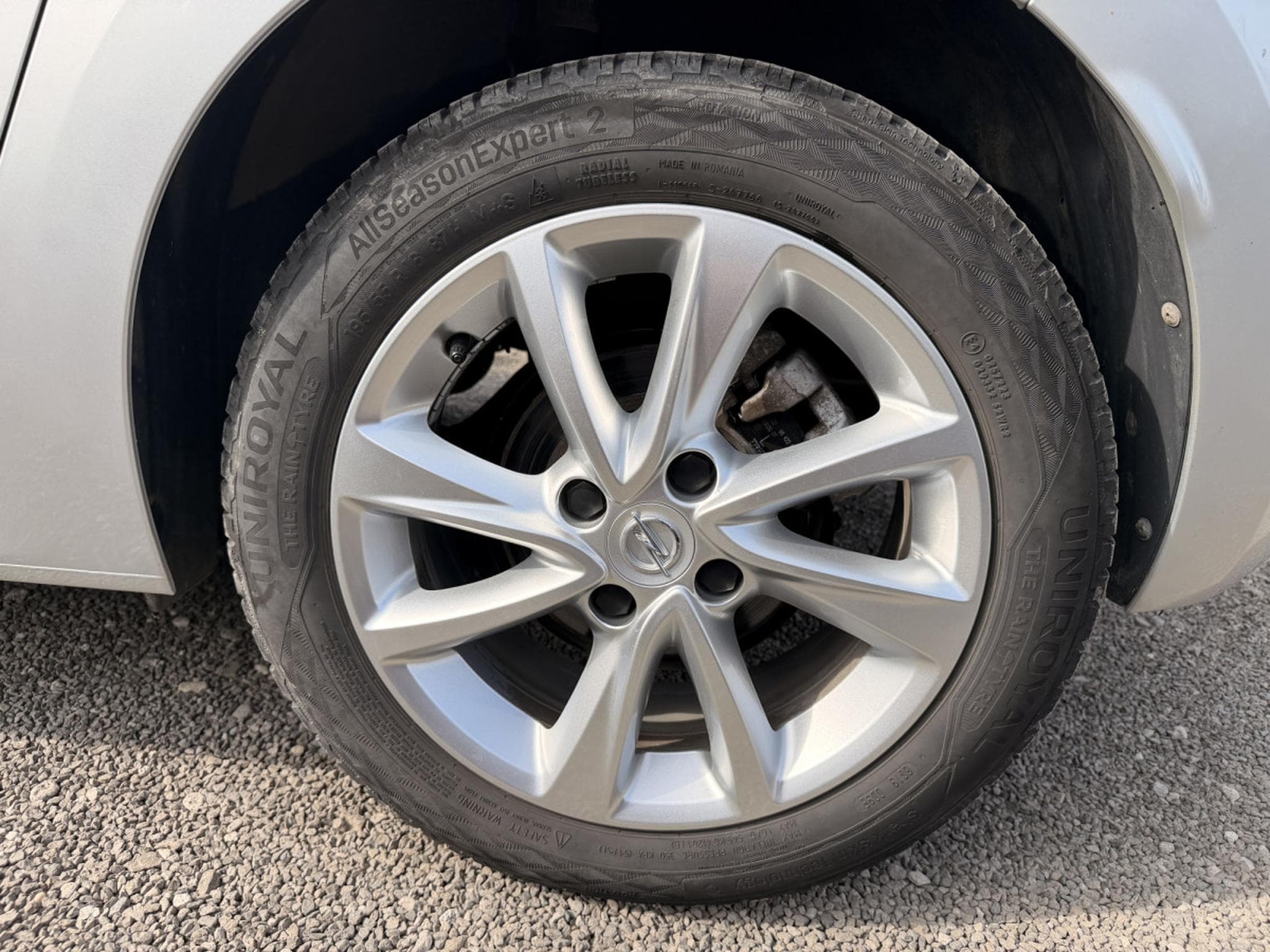 Opel Corsa 1.5 Turbo D Start/Stop MT6 102 (2023) - Foto 10