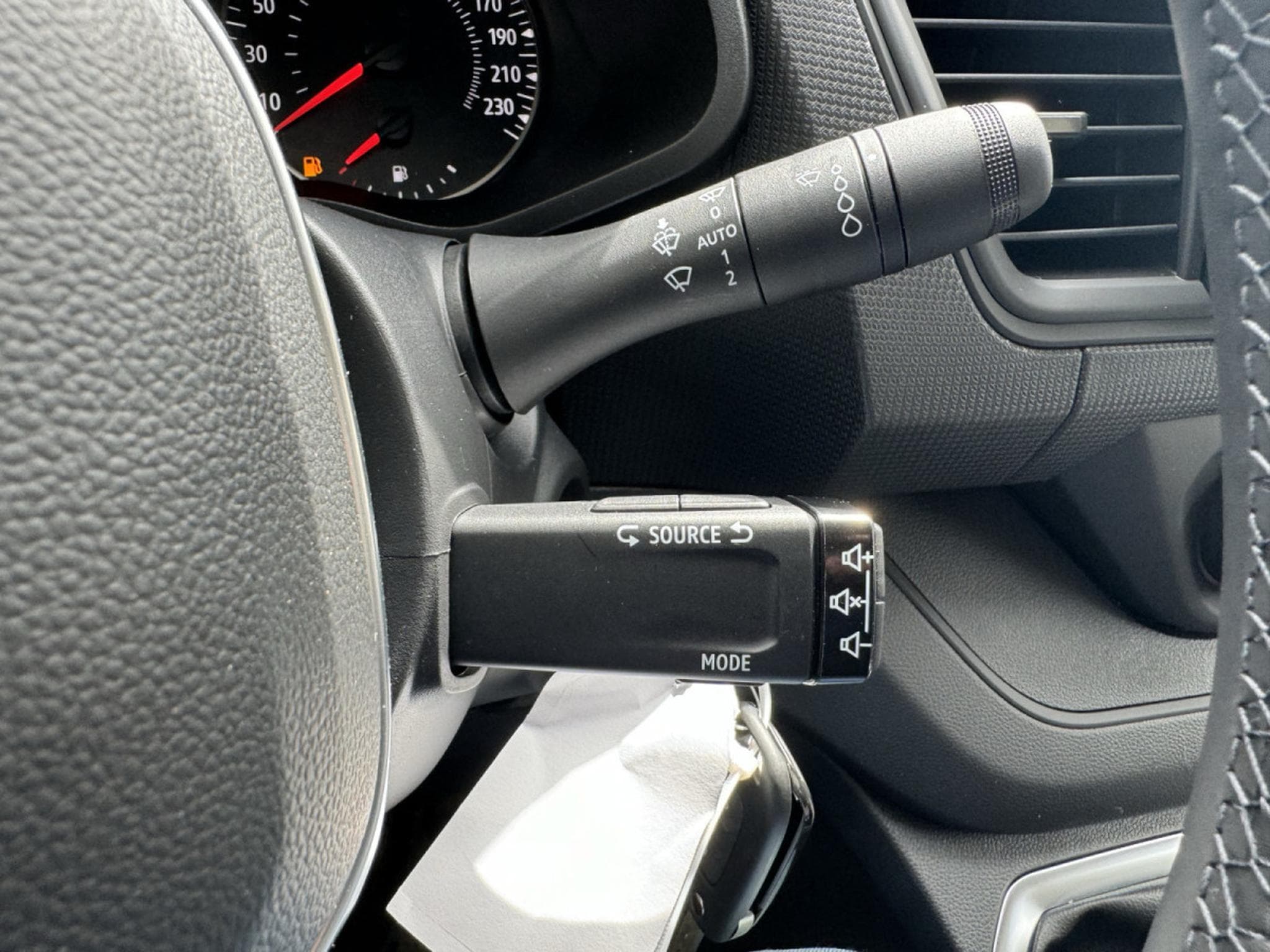 Renault Trafic 2.0 Dci 130 L2H1 (2025) - Foto 23