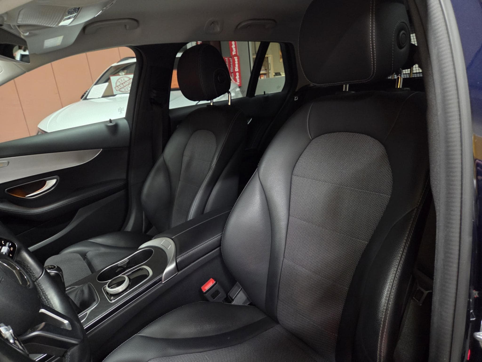 Mercedes C 200 BREAK 160CV BUSINESS AVANTGARDE (2019) - Photo 10