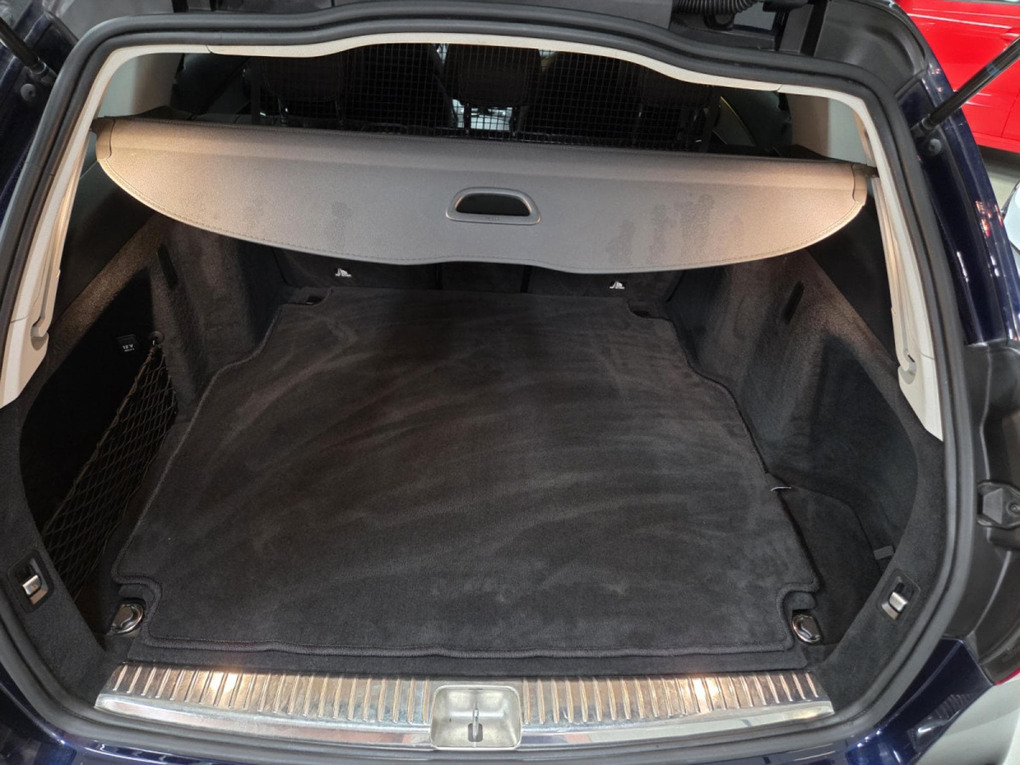 Mercedes C 200 BREAK 160CV BUSINESS AVANTGARDE (2019) - Photo 20