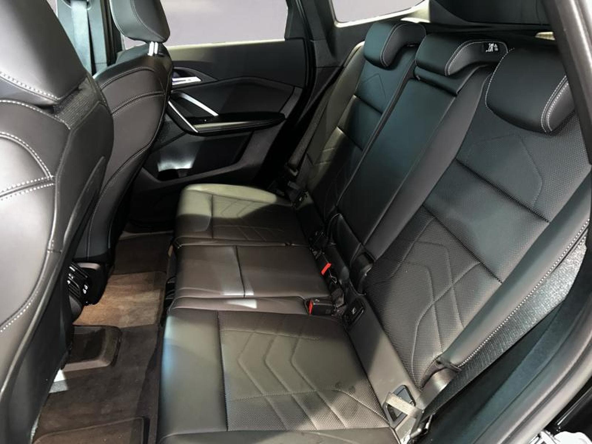 BMW X1 X1 sDrive18i M-Sport (2026) - Photo 12