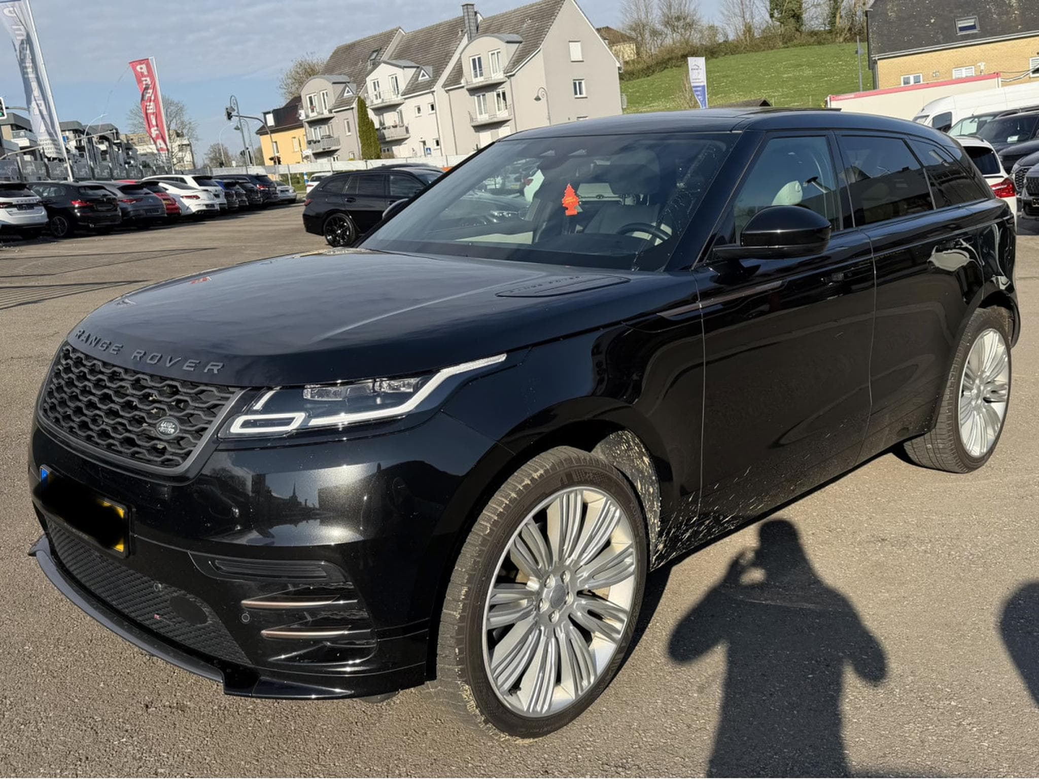 Land-Rover Range Rover Velar NEW MODEL P400 AWD R-DYNAMIC MERIDIAN PANO CUIR NAVI 1 HAND (2023) - Foto 1
