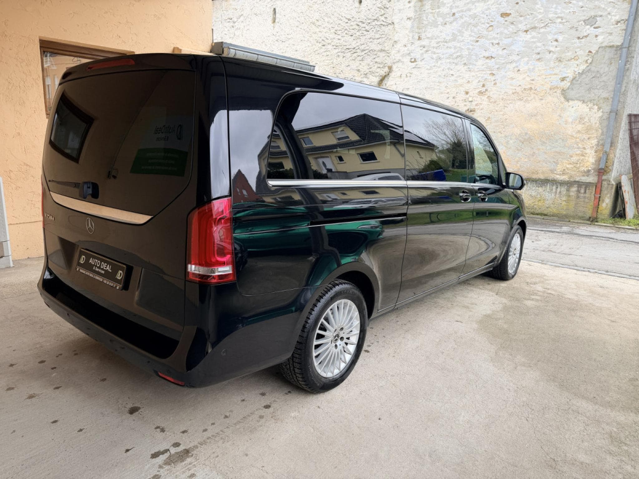 Mercedes V 250 d Avangarde Pack-Sport EXTRA LONG 360° 8 Places 190cv (2020) - Photo 5