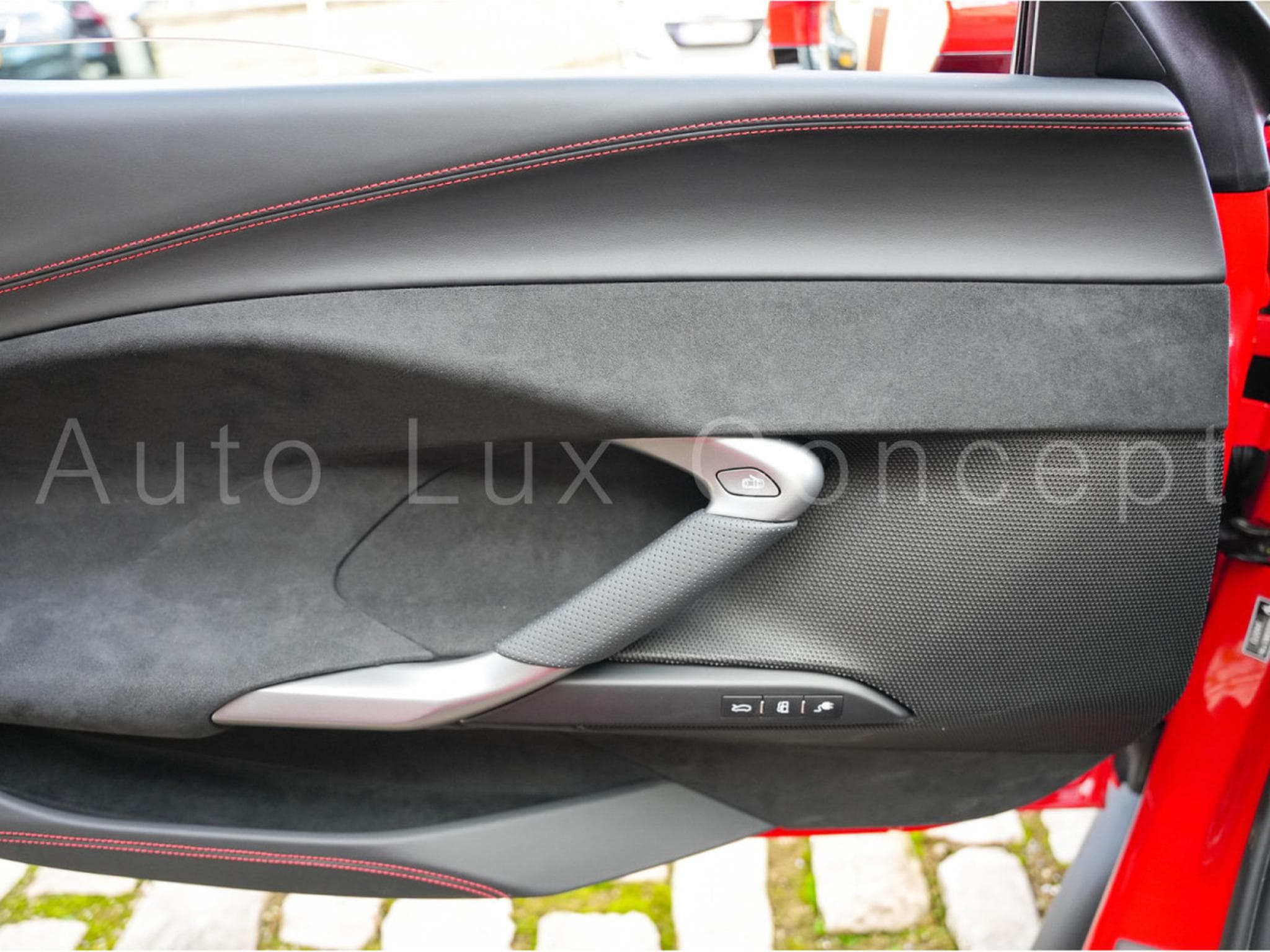 Ferrari 296 GTS Full PPF (2025) - Photo 24