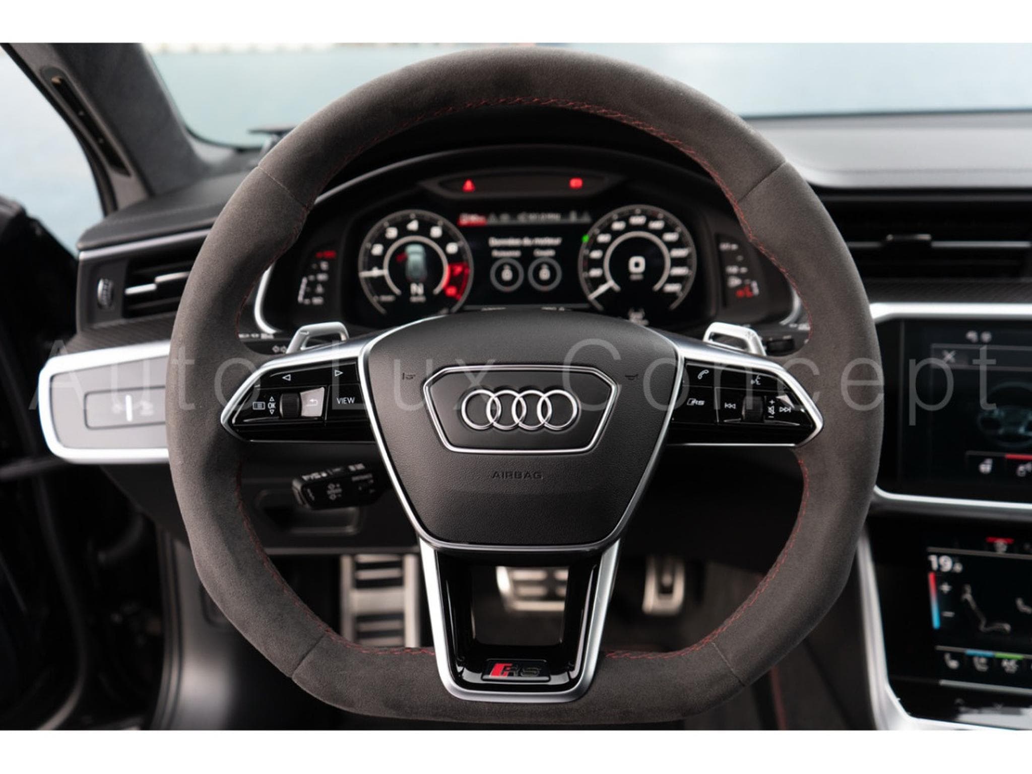 Audi RS6 Avant performance 4.0 TFSI quattro (2024) - Photo 18