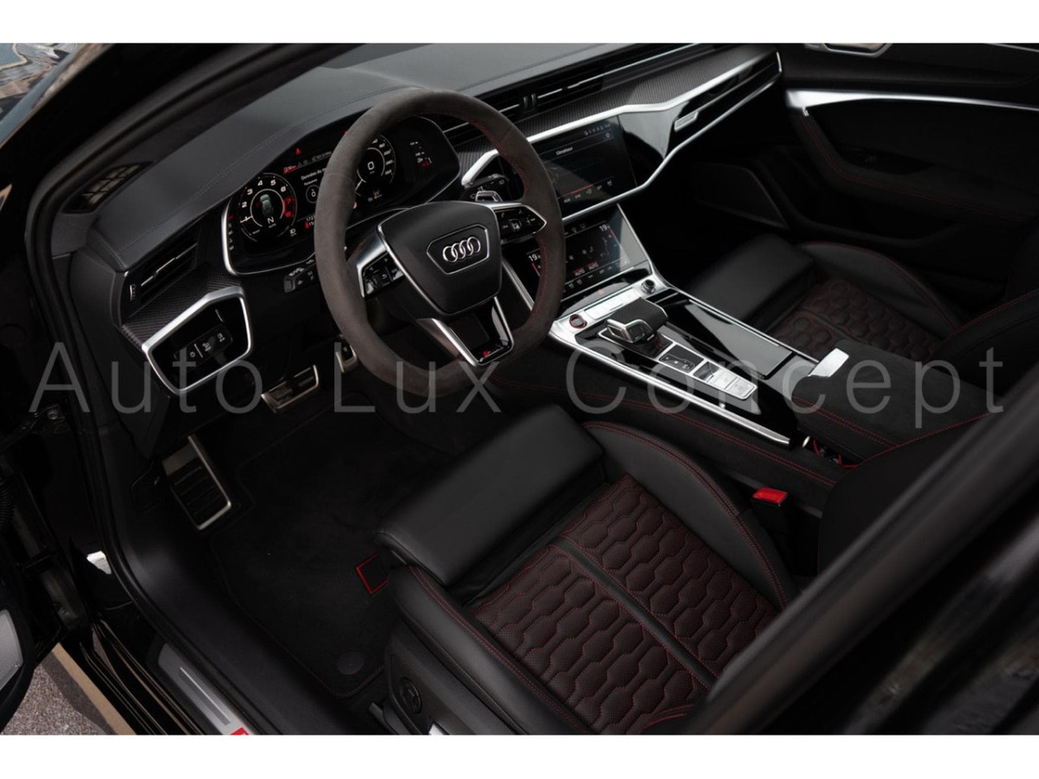 Audi RS6 Avant performance 4.0 TFSI quattro (2024) - Photo 5