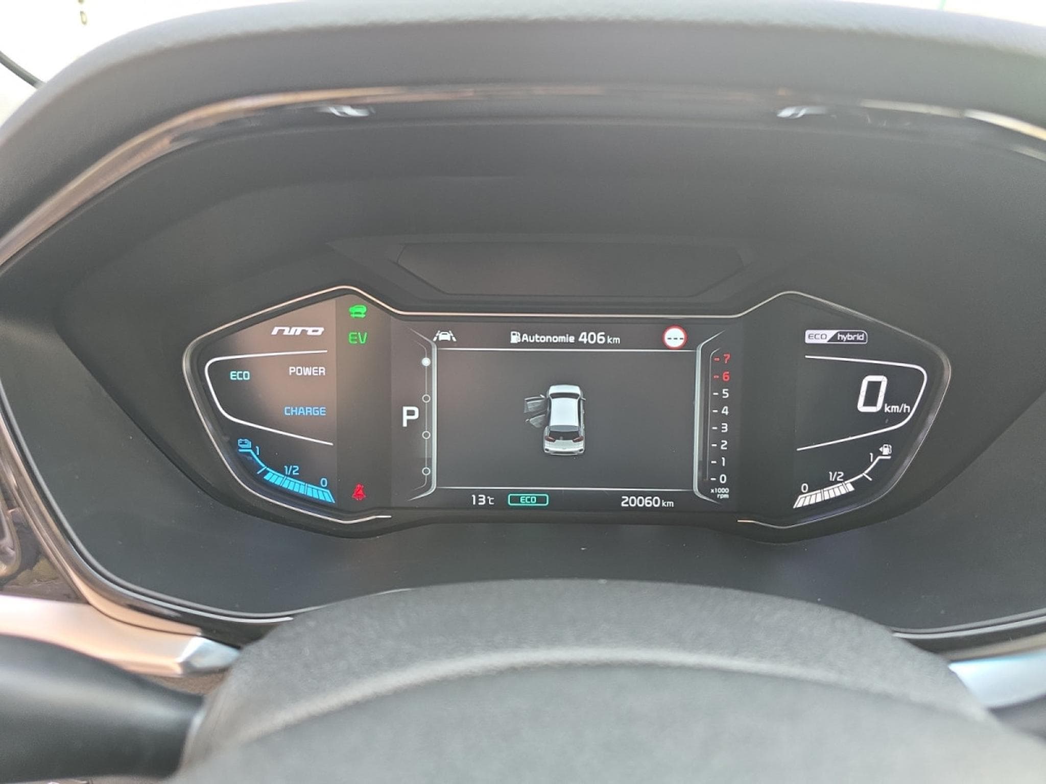 Kia Niro Sense (UVO) 1.6 GDi HEV 6DCT (2020) - Photo 13