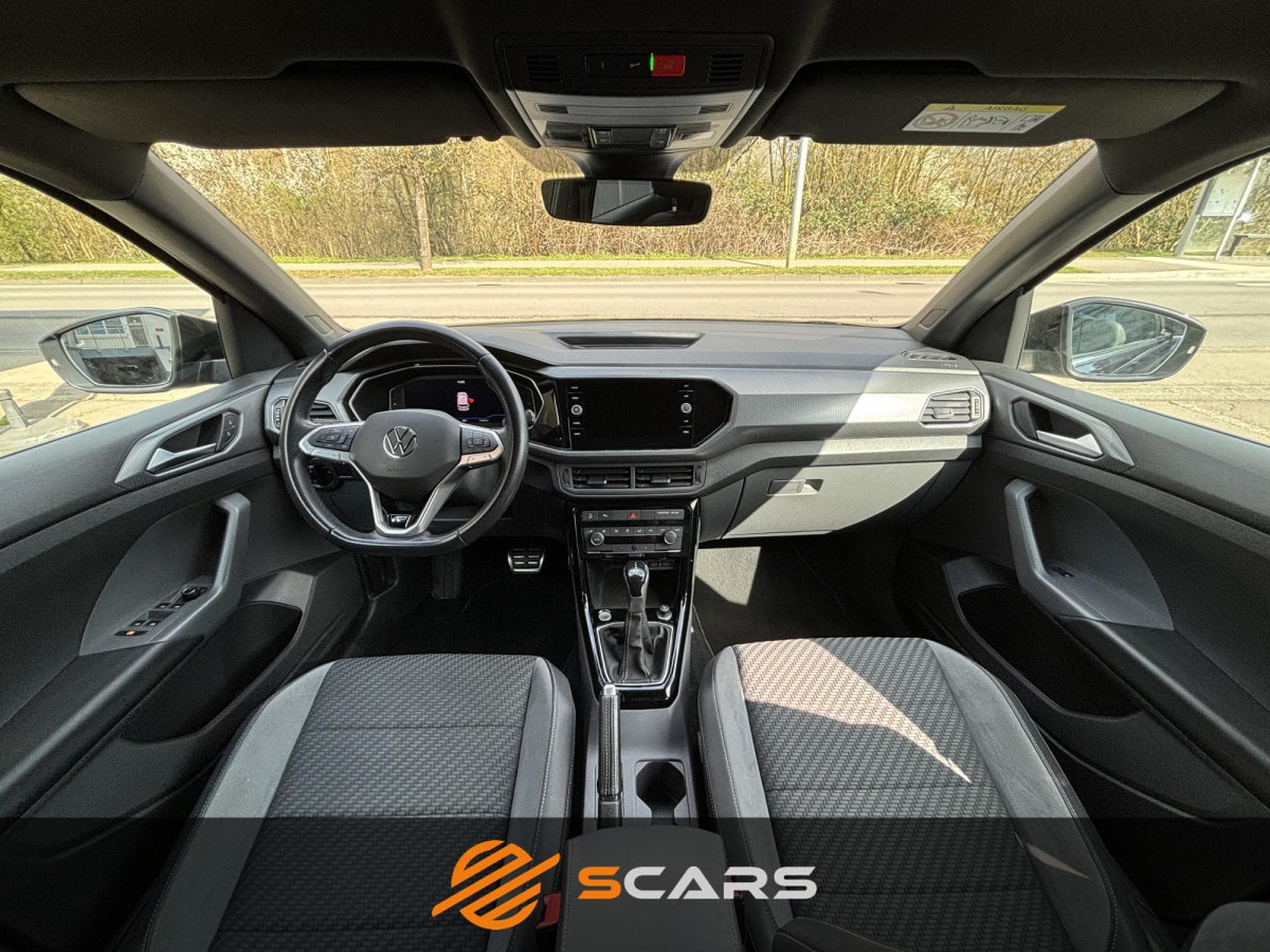 VW T-Cross R-Line 1.0 Tsi DSG 110cv (2021) - Photo 11