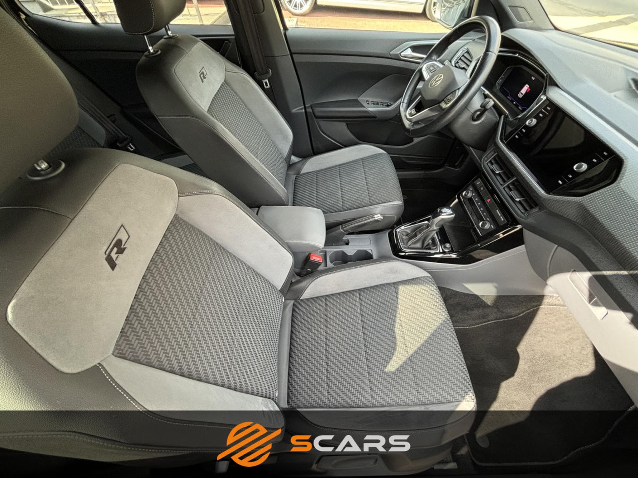 VW T-Cross R-Line 1.0 Tsi DSG 110cv (2021) - Photo 12