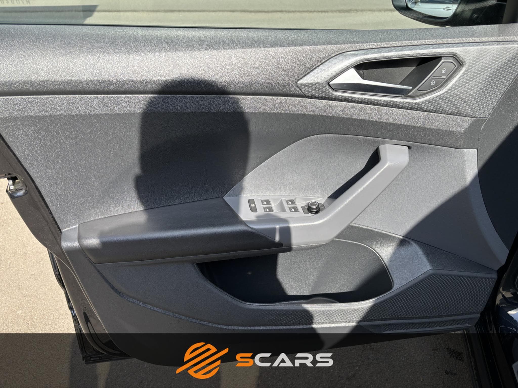 VW T-Cross R-Line 1.0 Tsi DSG 110cv (2021) - Photo 17