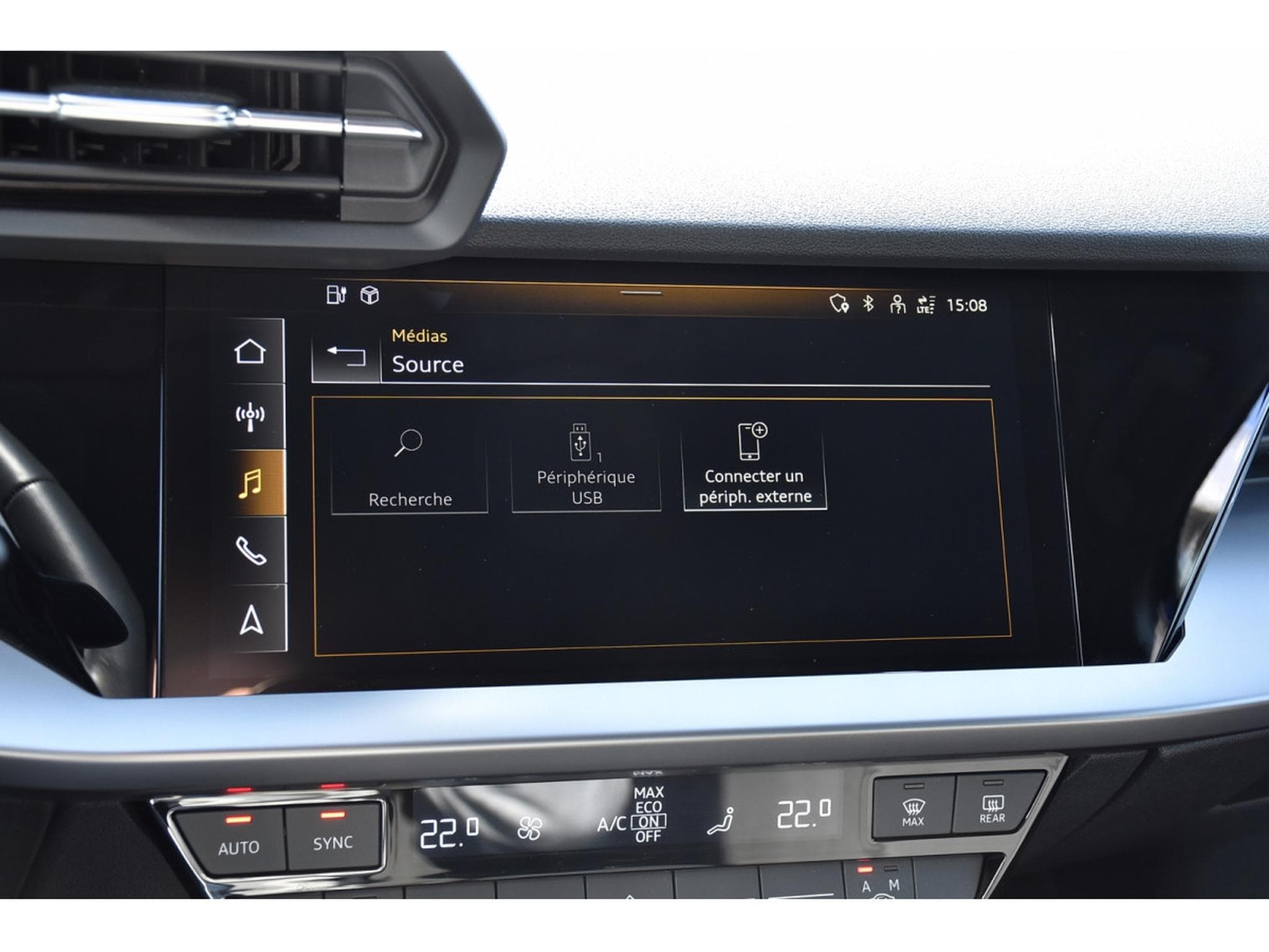 Audi A3 Sportback 40 TFSIe PHEV S-Tronic ACC LANE SIDE PARK CAM 1°M. (2023) - Photo 11