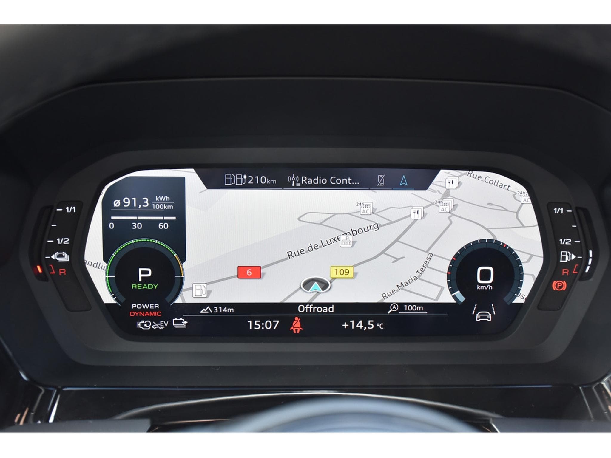 Audi A3 Sportback 40 TFSIe PHEV S-Tronic ACC LANE SIDE PARK CAM 1°M. (2023) - Photo 19