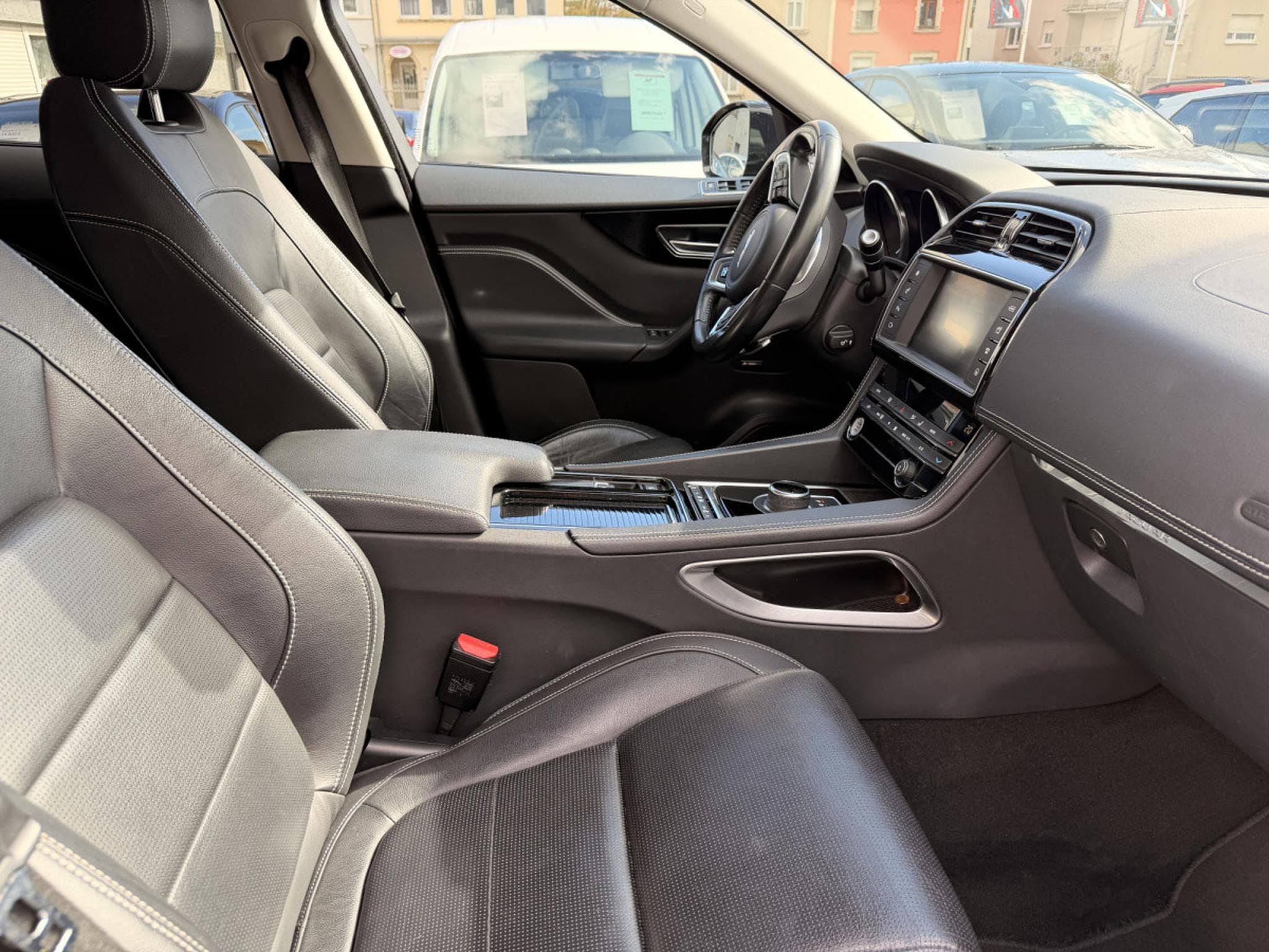 Jaguar F-Pace P250 AWD R sport (2017) - Foto 13