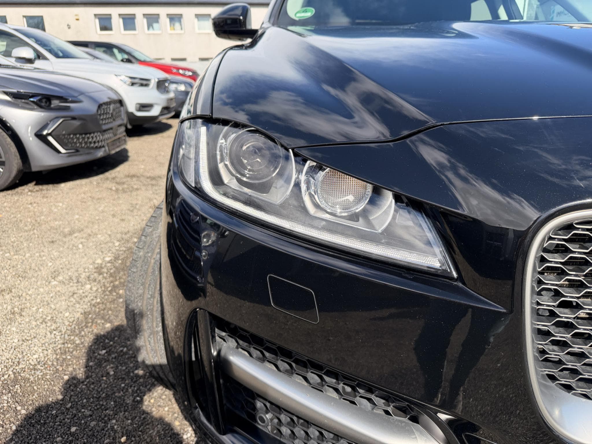 Jaguar F-Pace P250 AWD R sport (2017) - Foto 8