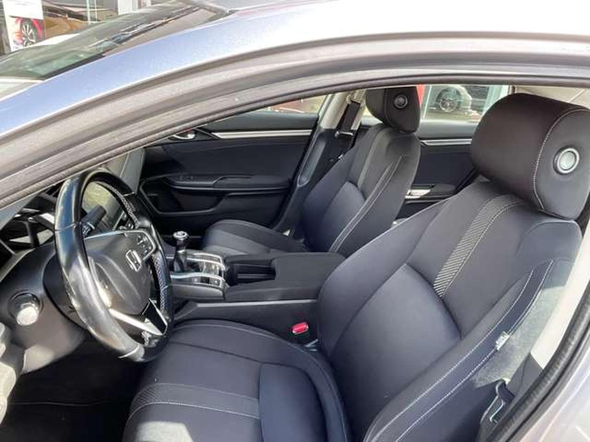 Honda Civic Civic 1.5 i-VTEC 182 Elegance (2019) - Foto 9