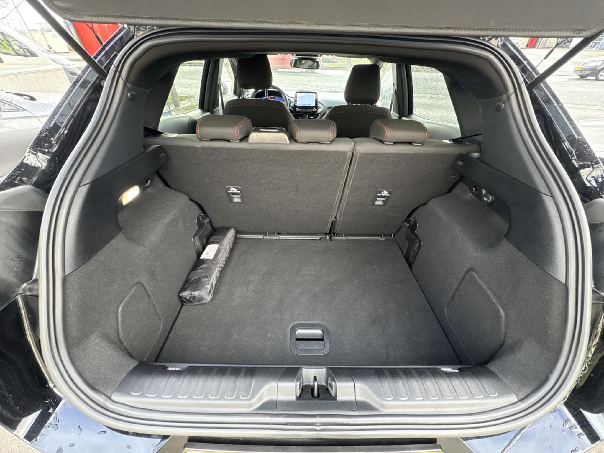 Ford Puma 1.0 ECOBOST 125 ST LINE X AUTO * GARANTIE 36 MOIS * (2024) - Photo 7