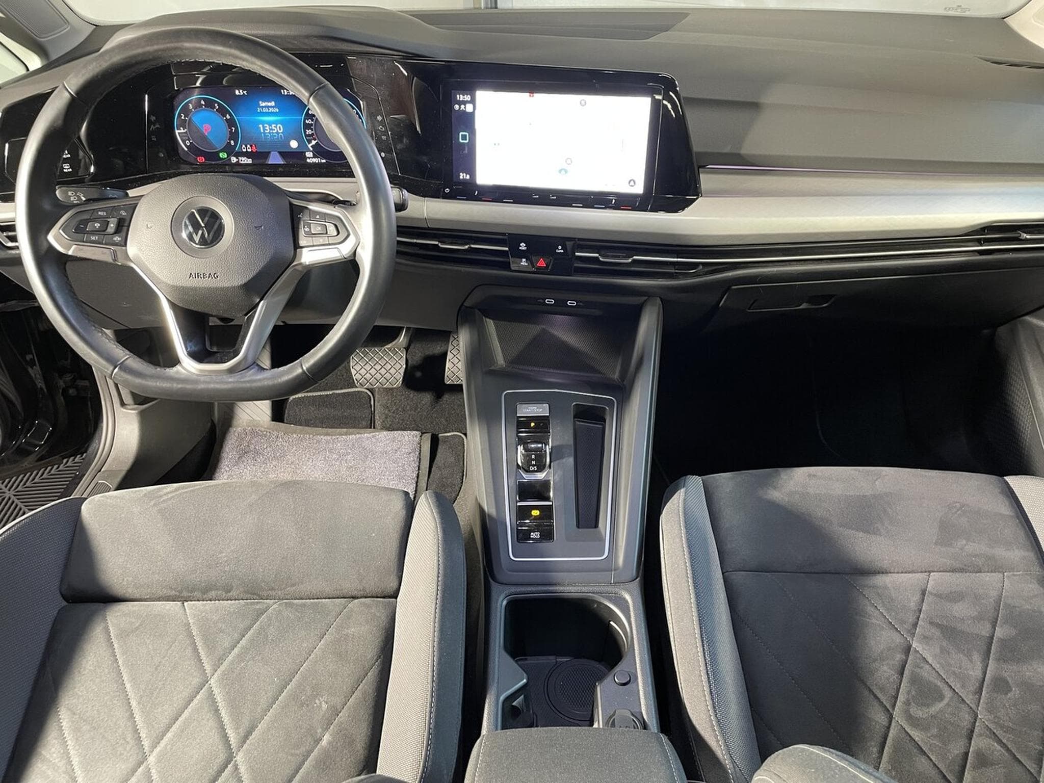 VW Golf VIII 1.0 eTSI 110 DSG GPS CARPLAY VIRTUAL COCKPIT (2021) - Photo 3